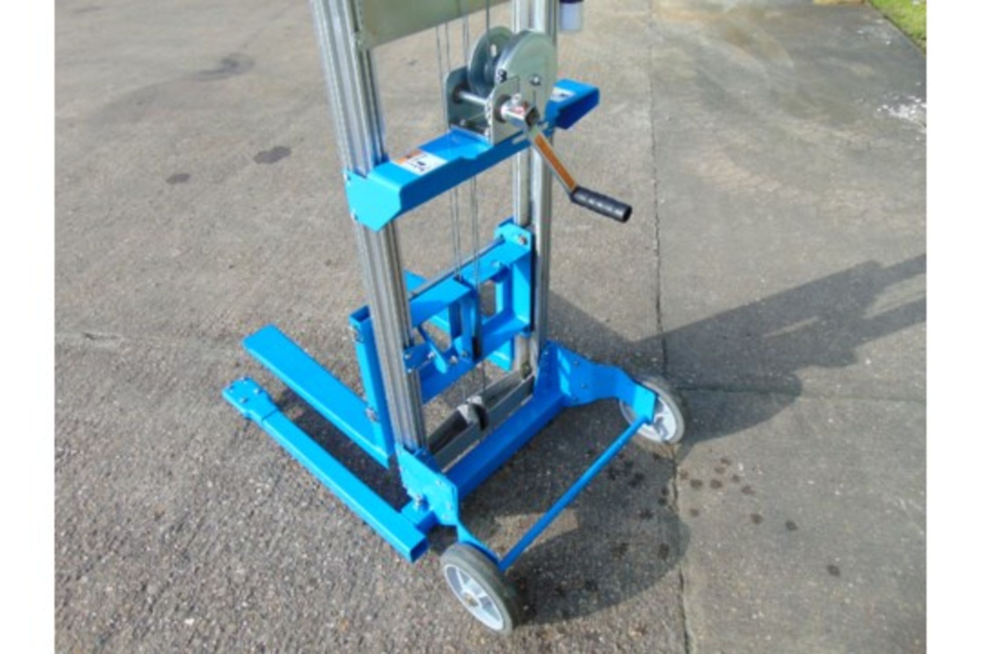 Unused Genie GL-10 Material Lift Fork Lift - Image 12 of 20