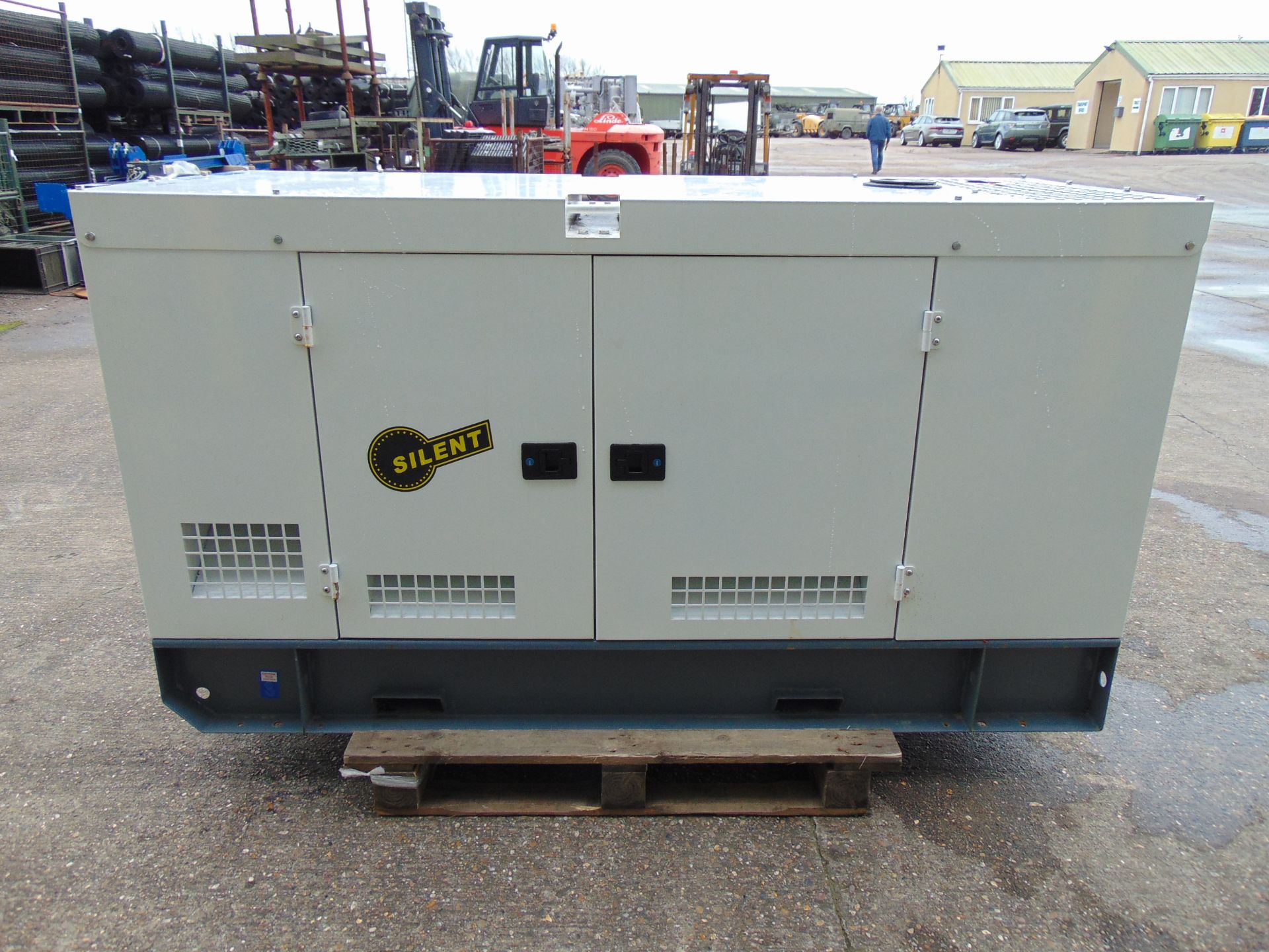 UNISSUED WITH TEST HOURS ONLY 70 KVA 3 Phase Silent Diesel Generator Set - Image 6 of 19