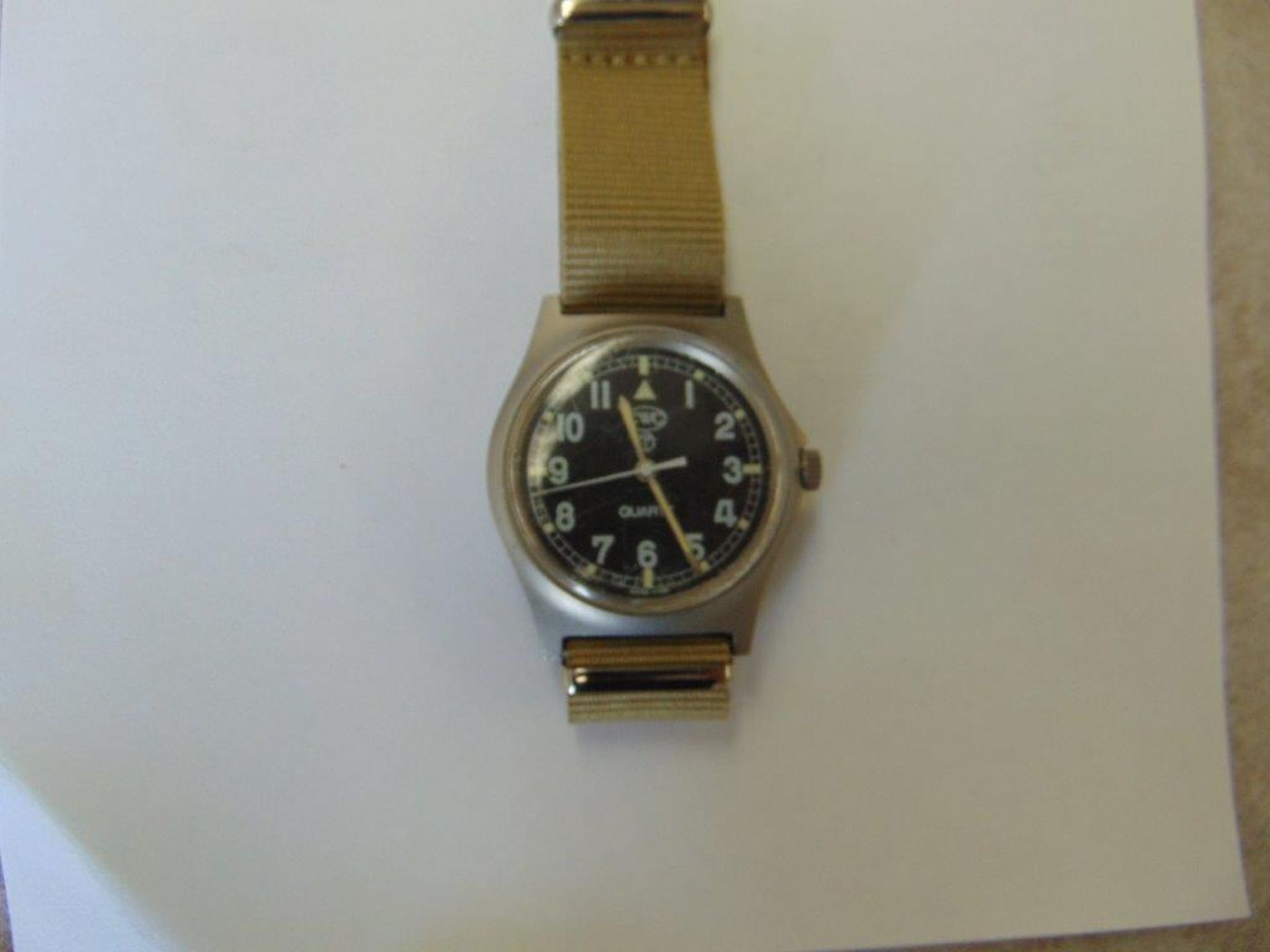 Rare 0552 Royal Marines Issue service watch dated 1990 ( Gulf War ) New Battery and Strap - Image 2 of 4