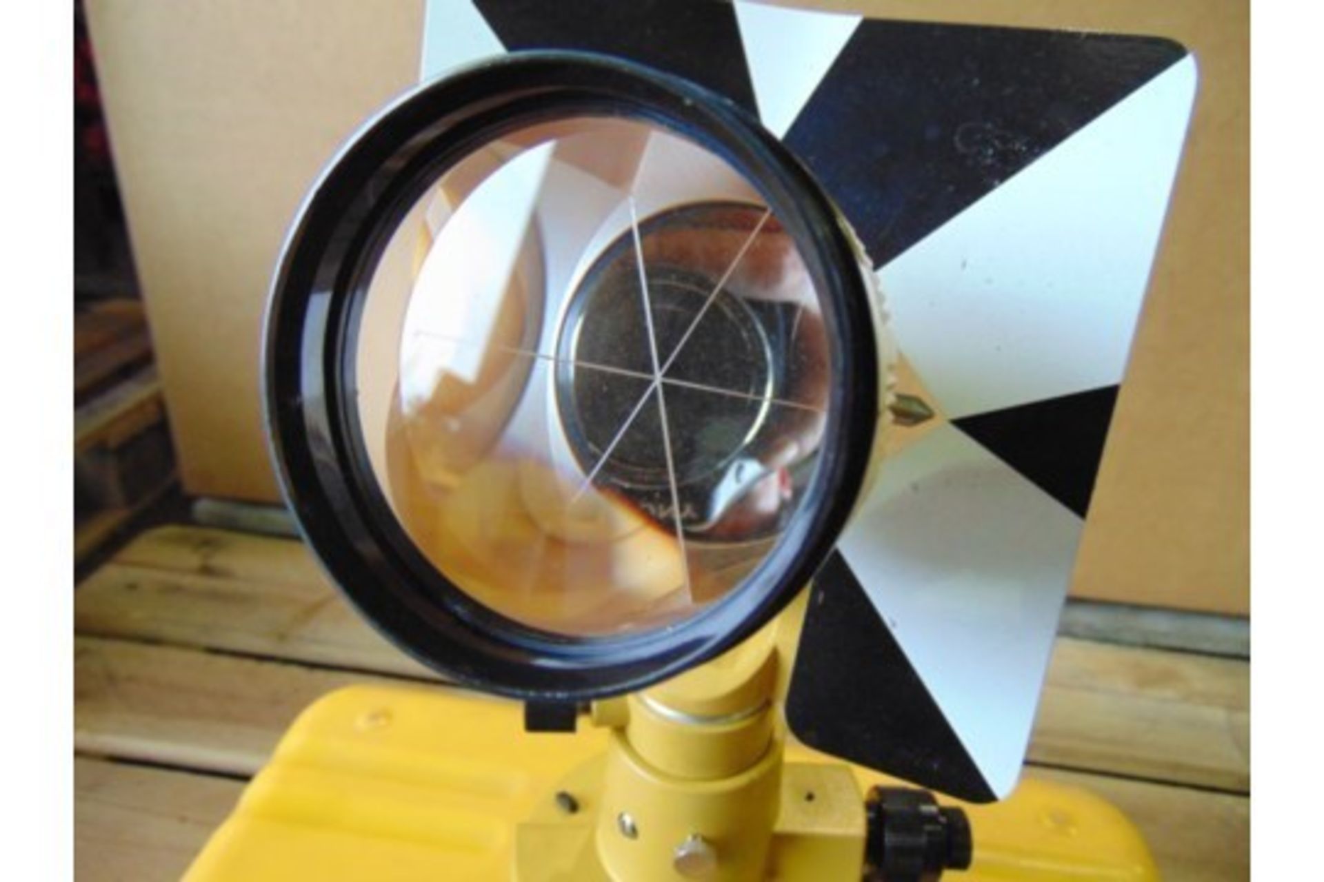 Surveyors Theodolite c/w Transit Case. - Image 6 of 9