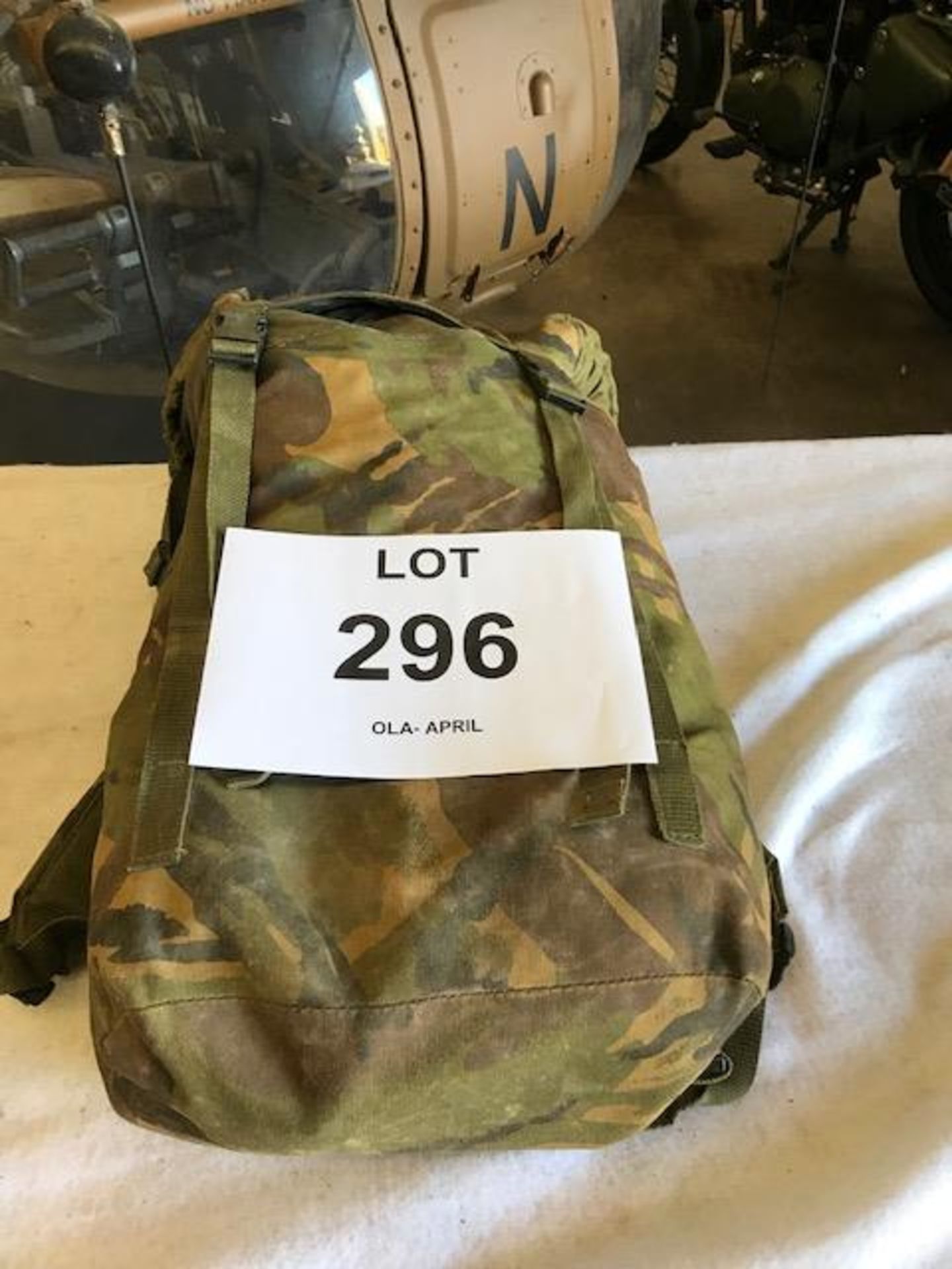 You are bidding for as SAS Fast Roping and Climbing Kit with Rucksack ...
