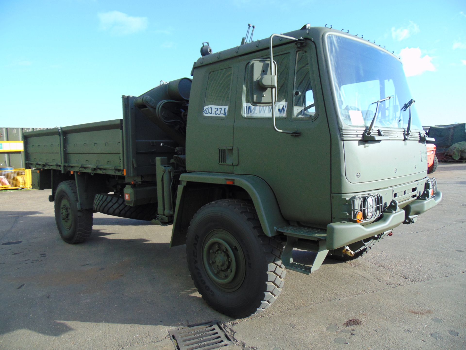 Leyland DAF 4X4 Truck complete with Atlas Crane - Image 25 of 36