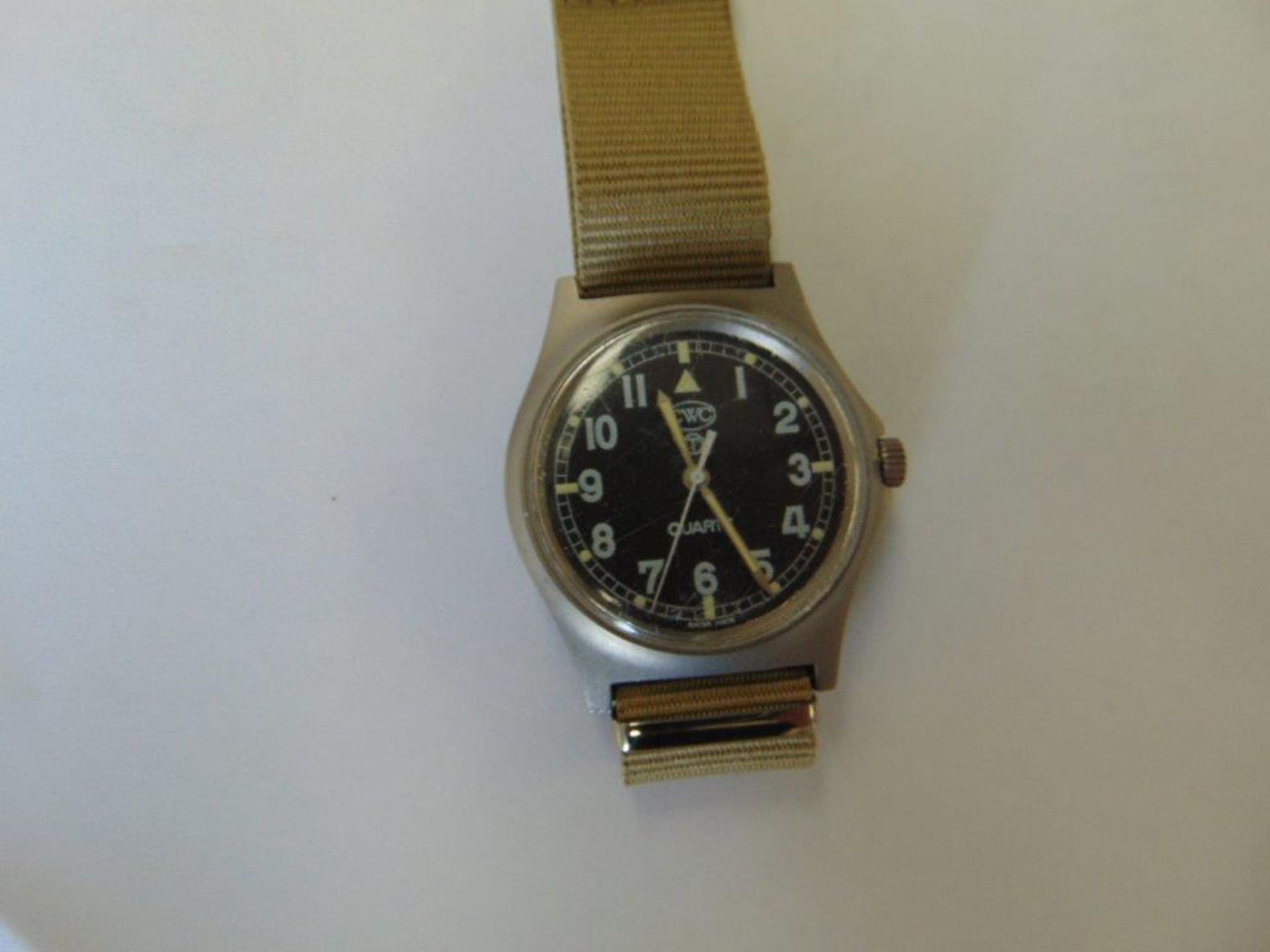 Rare 0552 Royal Marines Issue service watch dated 1990 ( Gulf War ) New Battery and Strap