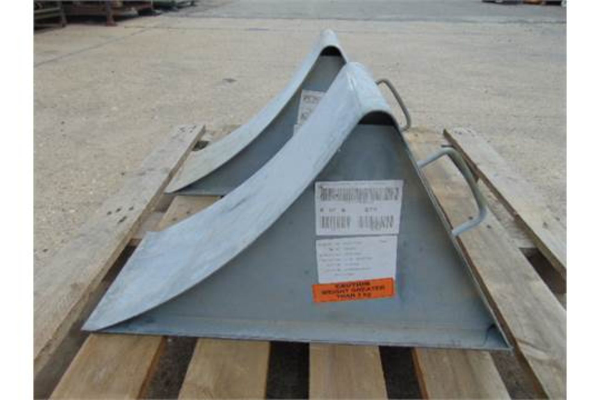 2 x Large Heavy Duty Steel Wheel Chocks - Image 2 of 4