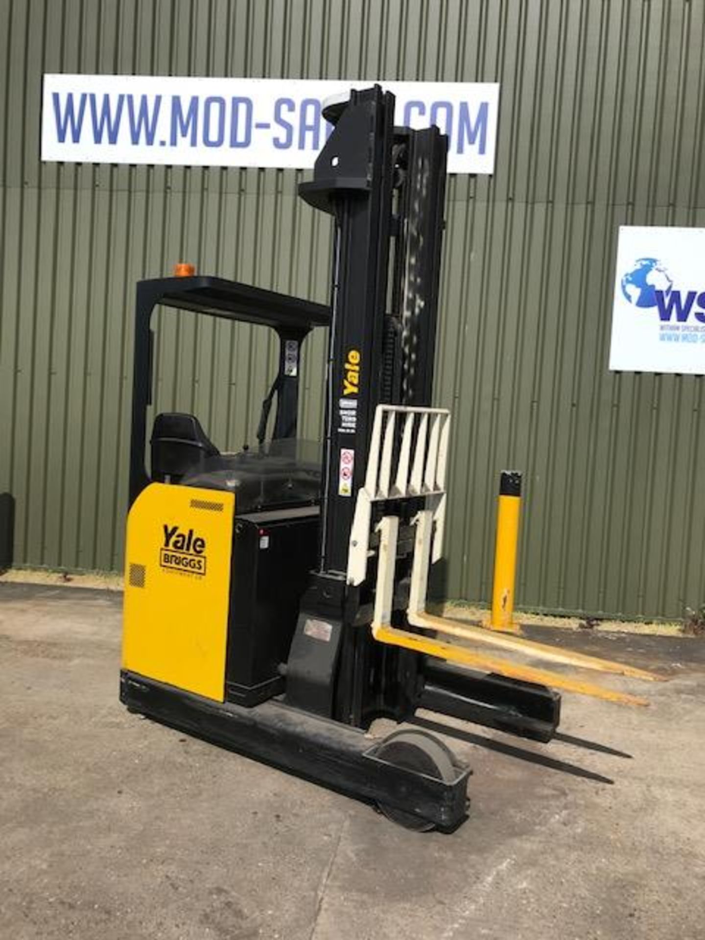 2011 YALE MR 20 H ELECTRIC FORKLIFT 515 Hours ONLY