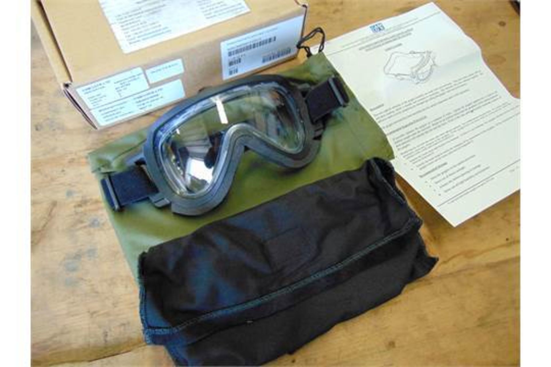 Brand New Unissued pair of Cam Lock Anti Mist SAS HALO Parachute Skydiving Goggles - Image 3 of 5