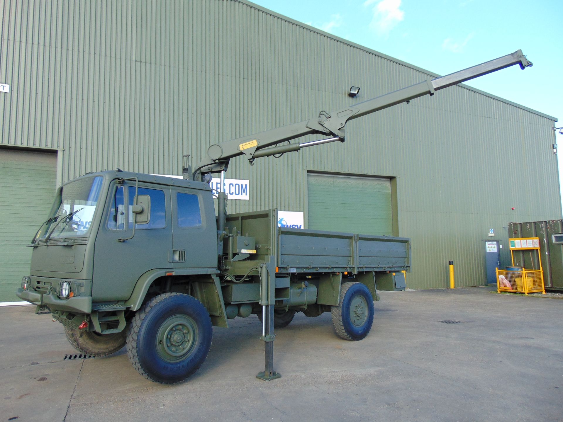 Leyland DAF 4X4 Truck complete with Atlas Crane - Image 7 of 36