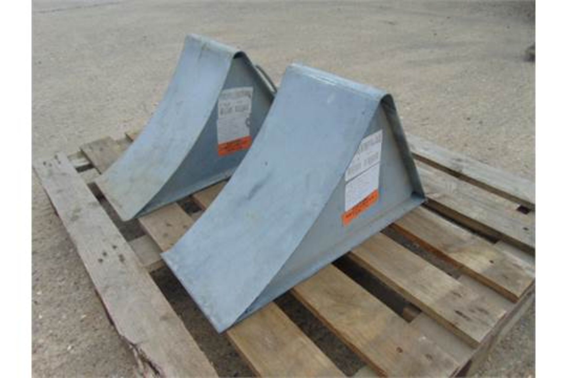 2 x Large Heavy Duty Steel Wheel Chocks