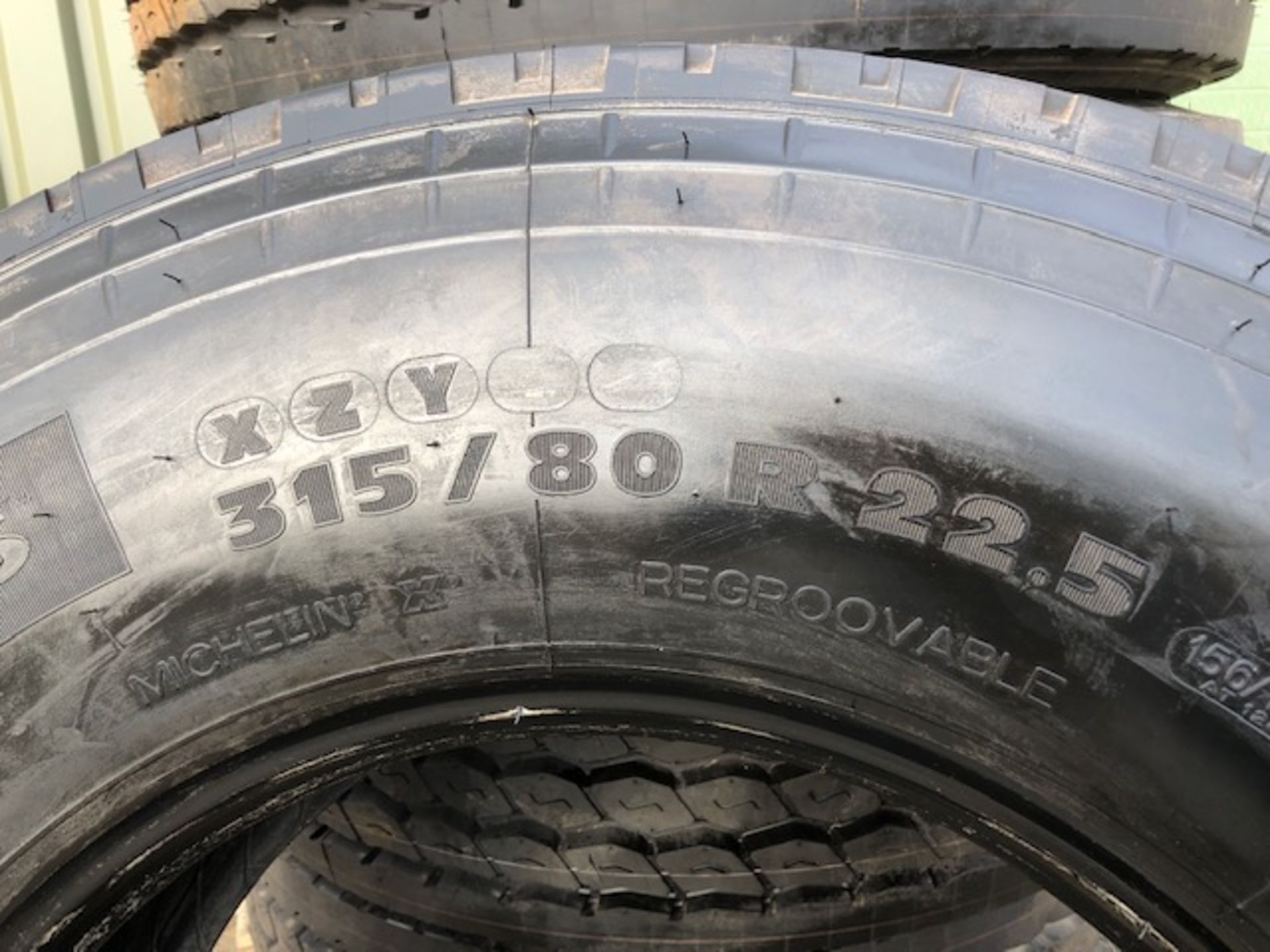 Qty 5 x Michelin 315 / 80 R 22.5 X WORKS XZY Tyres. Unused - Image 5 of 8