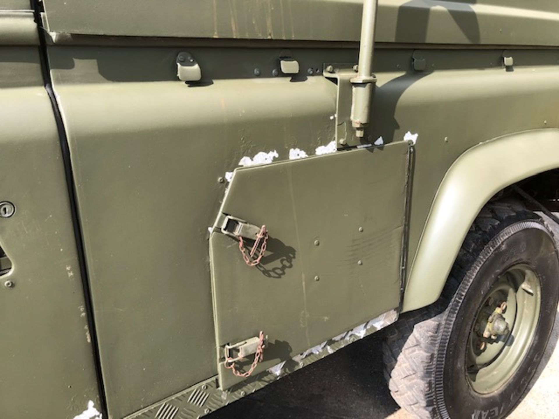 Land Rover Defender TITHONUS 110 Hard Top - Image 19 of 22