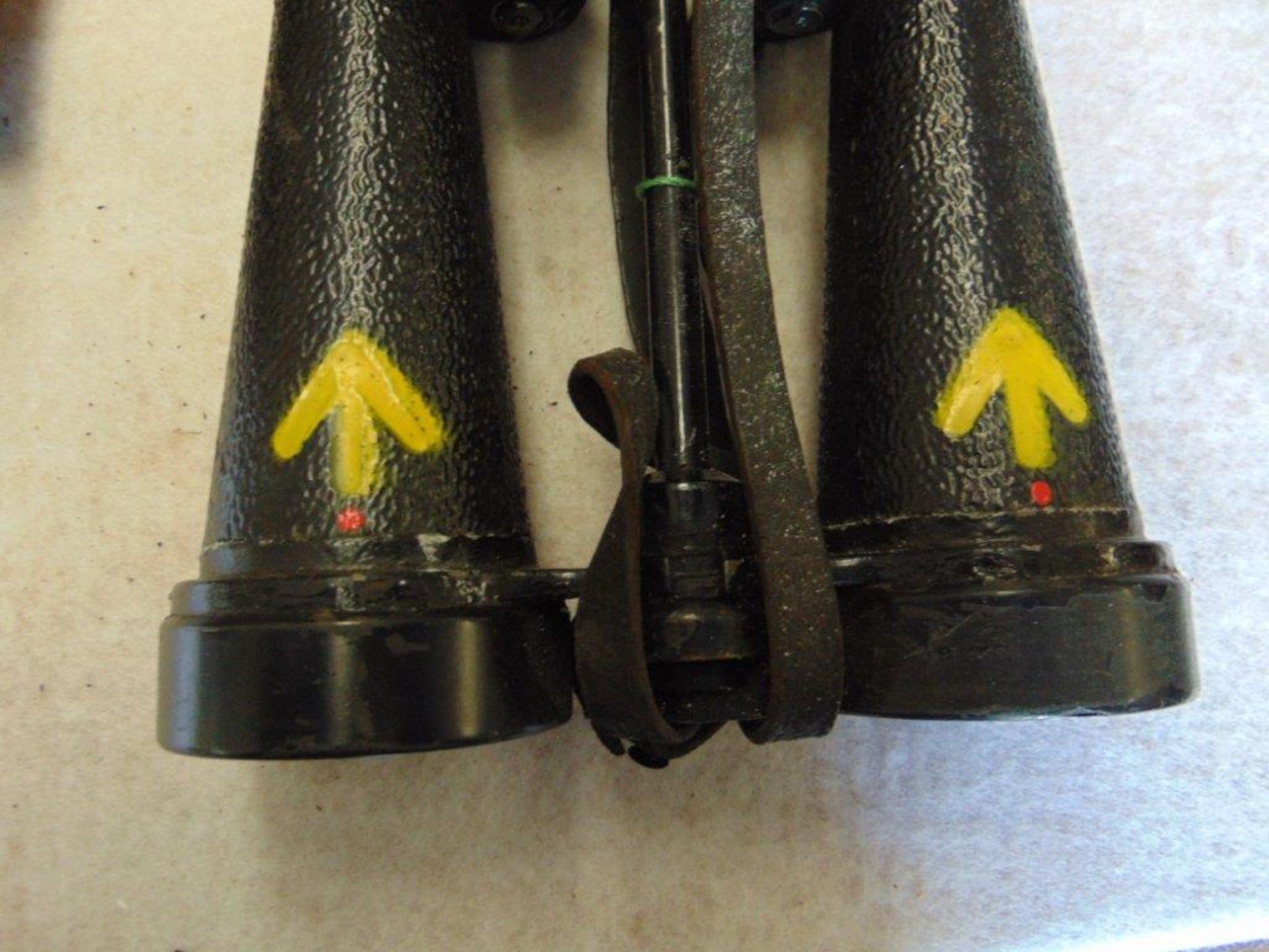 Royal Navy AP 1900 A 7 x Binoculars with original leather case - Bild 4 aus 5