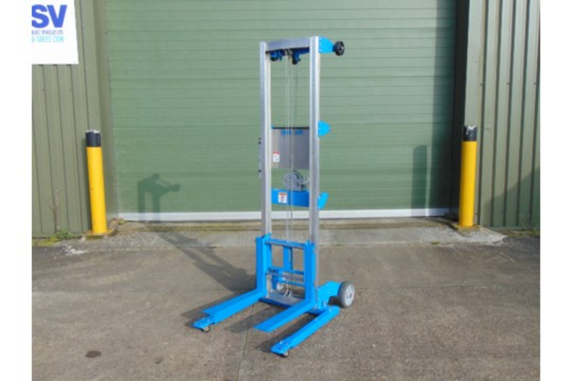 Unused Genie GL-10 Material Lift Fork Lift - Image 7 of 20