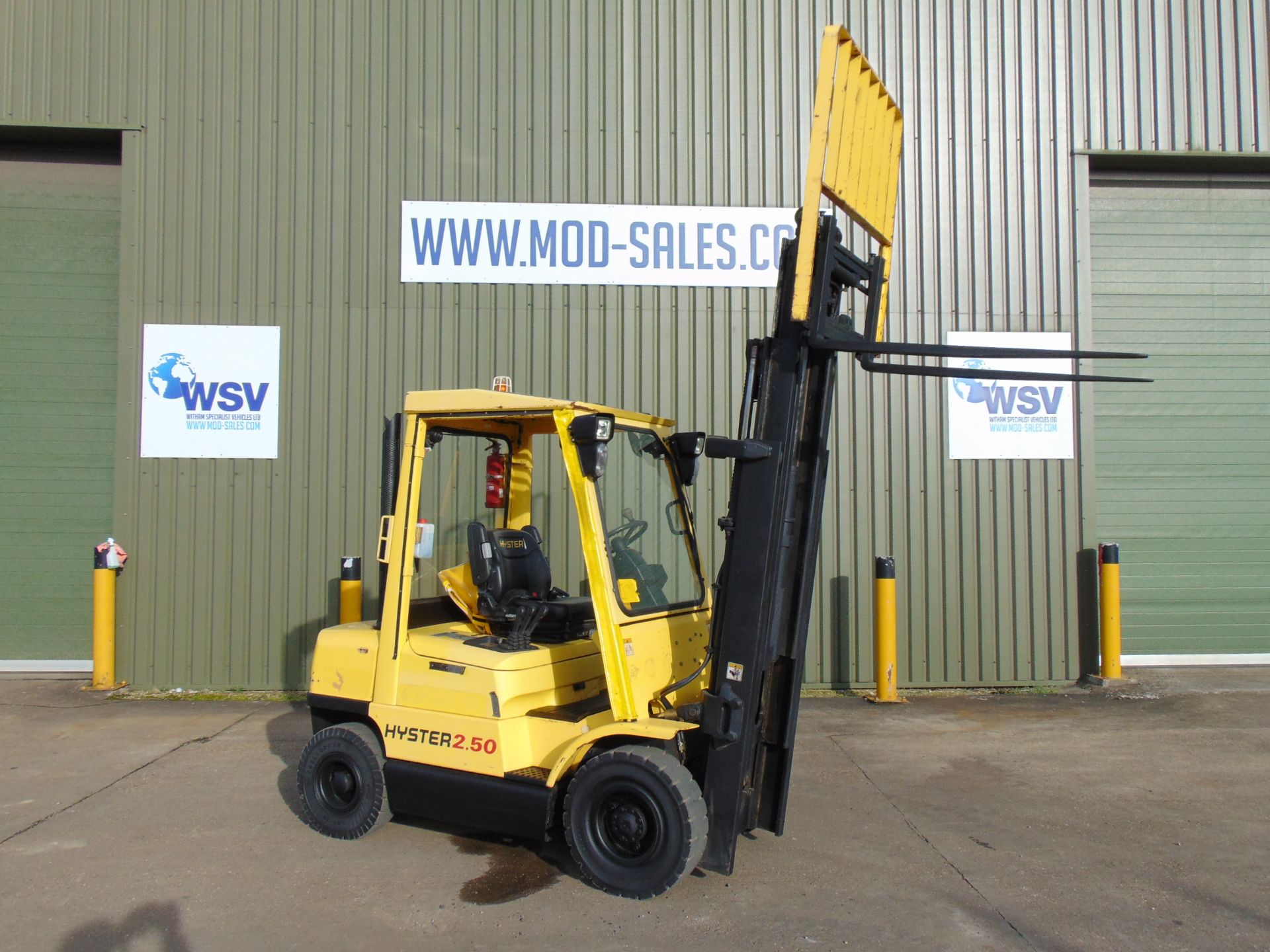 Hyster H2.50XM Forklift ONLY 3,390 HOURS WITH 3 STAGE CONTAINER SPEC MAST - Bild 21 aus 29