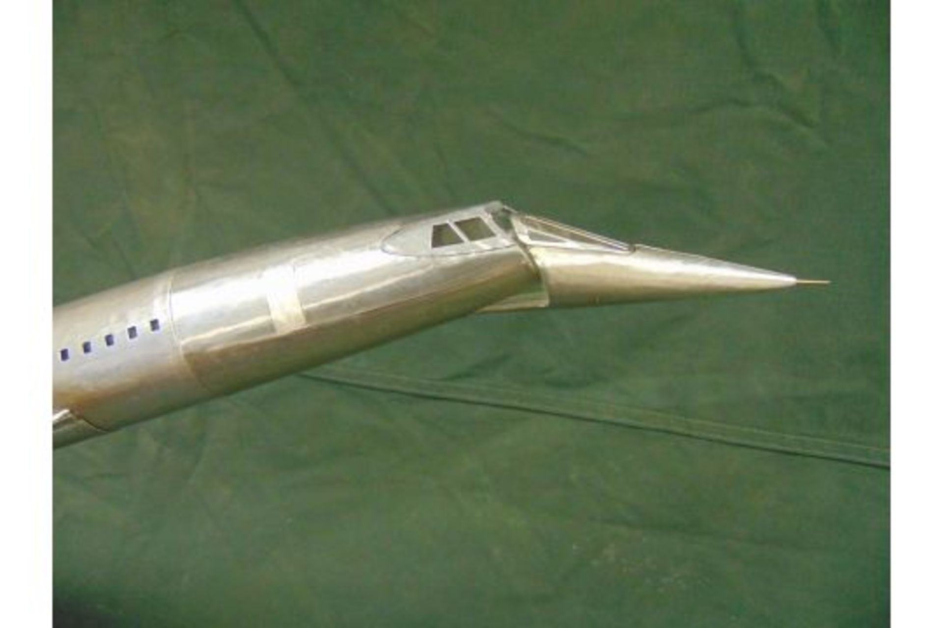 BEAUTIFUL!! Large Aluminum CONCORDE Model - Image 6 of 13