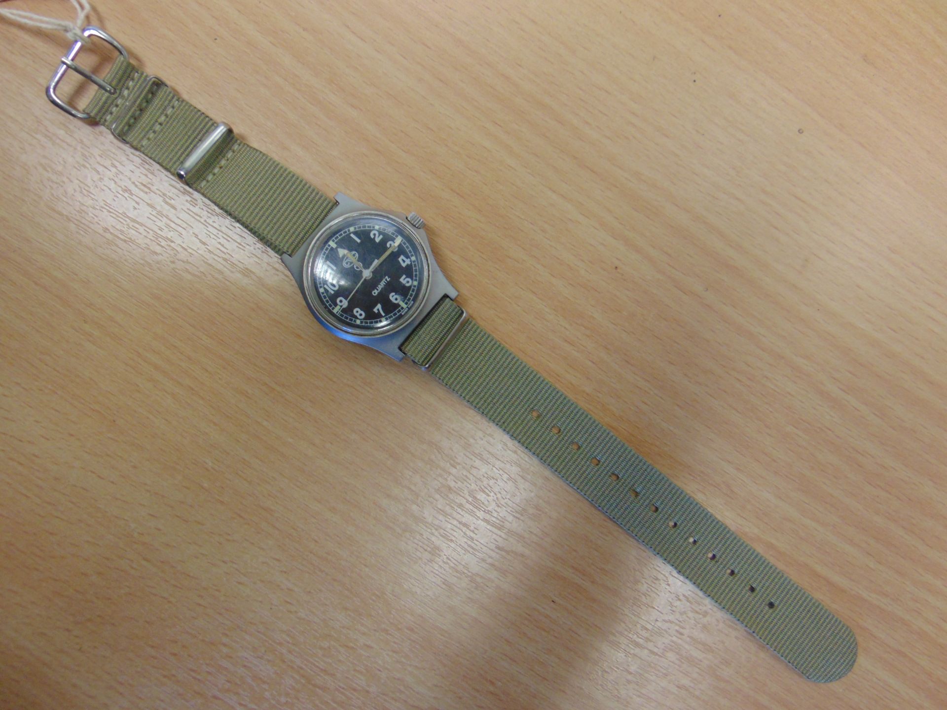 CWC QUARTZ 0552 ROYAL MARINES/ ROYAL NAVY ISSUE SERVICE WATCH NATO MARKED- 1989 - Image 6 of 7