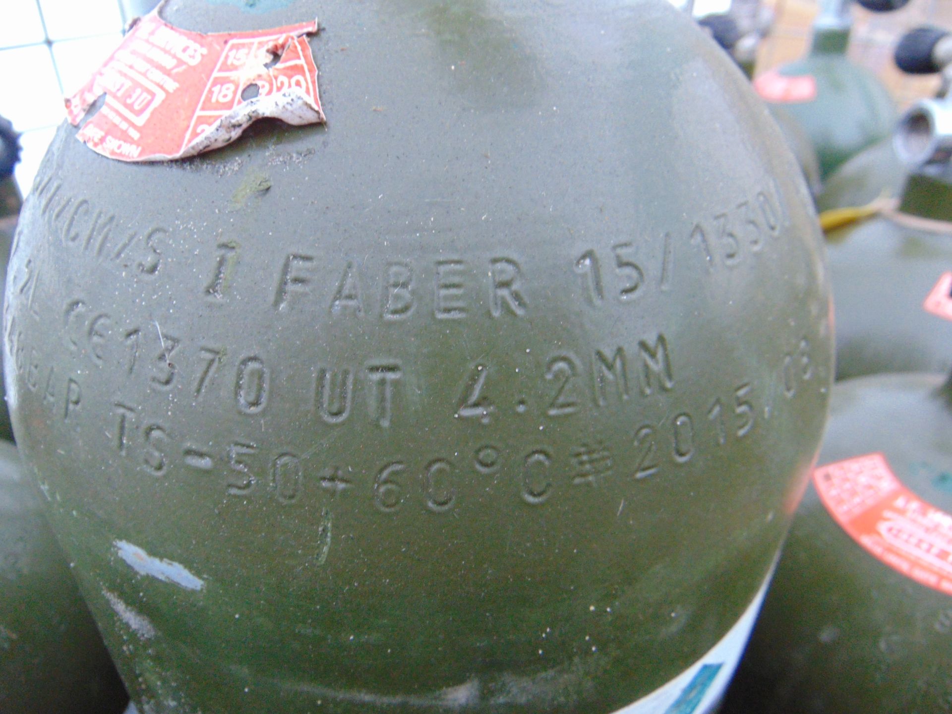 30 x Breathing Apparatus Cylinders c/w Cylinder Valves - Image 5 of 7