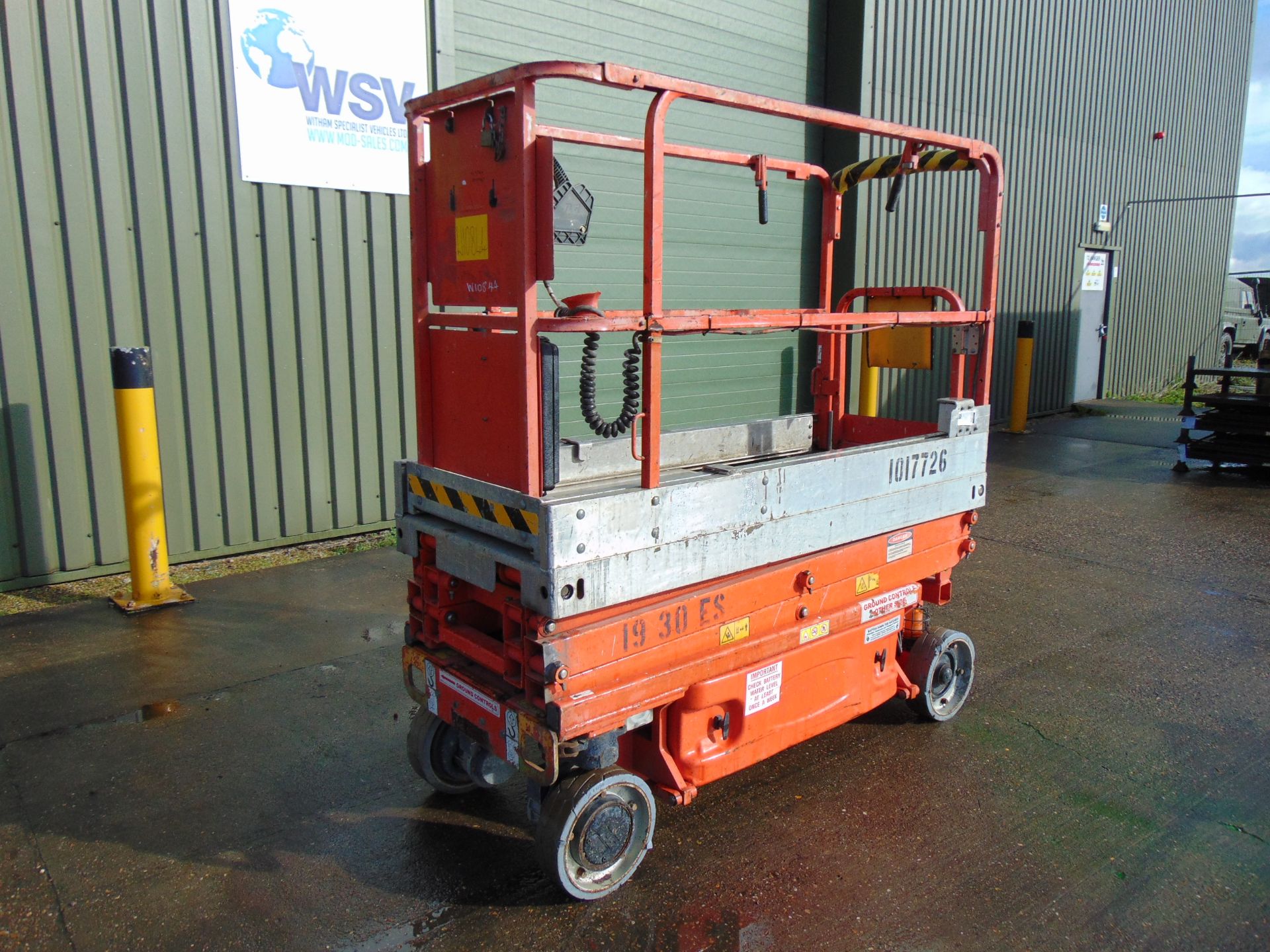 JLG 1930ES 7.62m Electric Scissor Lift Access Platform ONLY 277 Hours! - Image 2 of 14