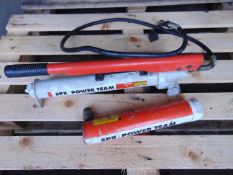 Power Team P55 Hydraulic Hand Pump - 10000 PSI / 700 Bar c/w Hydraulic Ram