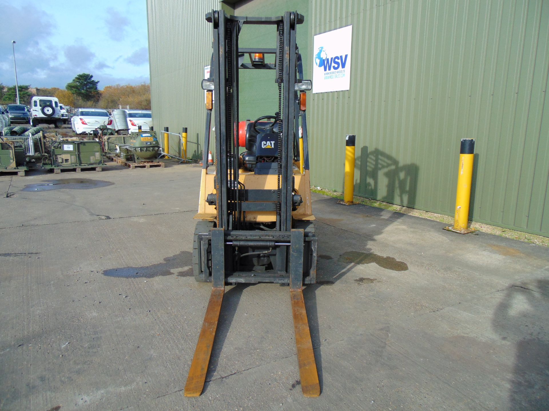 CAT GP18K 1750Kg Gas Fork Lift Truck ONLY 5.516 HOURS! - Image 3 of 25