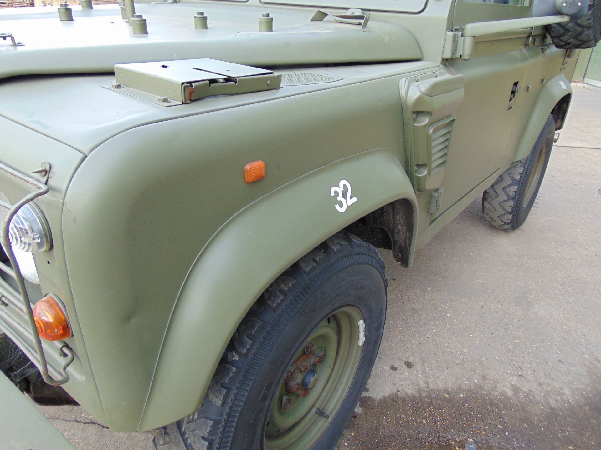 Land Rover Wolf 90 Hard Top with Remus upgrade - Image 14 of 36