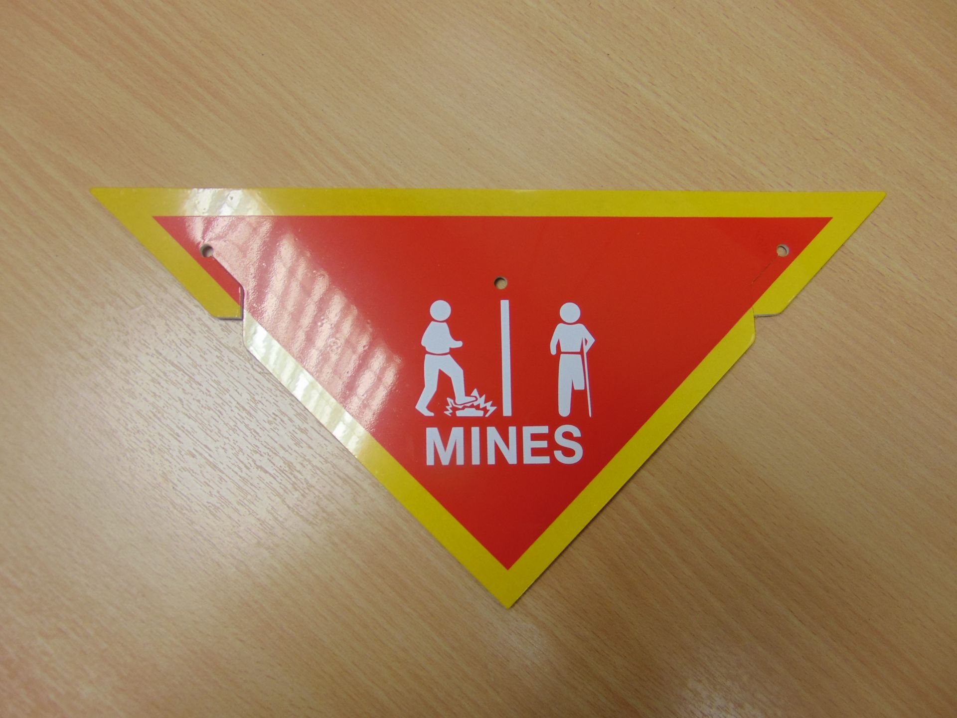 16x NEW MINEFIELD MARKER TRIANGLES - Image 2 of 3