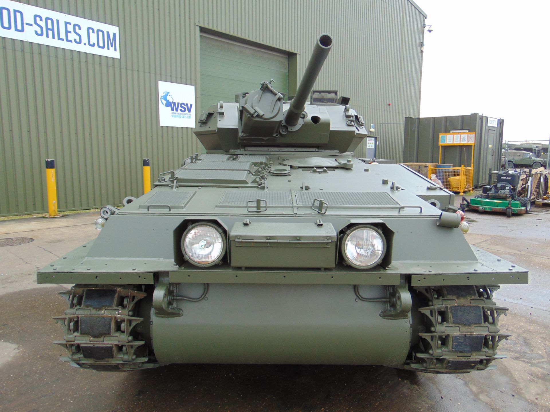 EXTREMELY RARE CVRT 76 MM LIGHT TANK SCORPION/SALAMANDER VARIANT ( Last One ) - Image 3 of 24