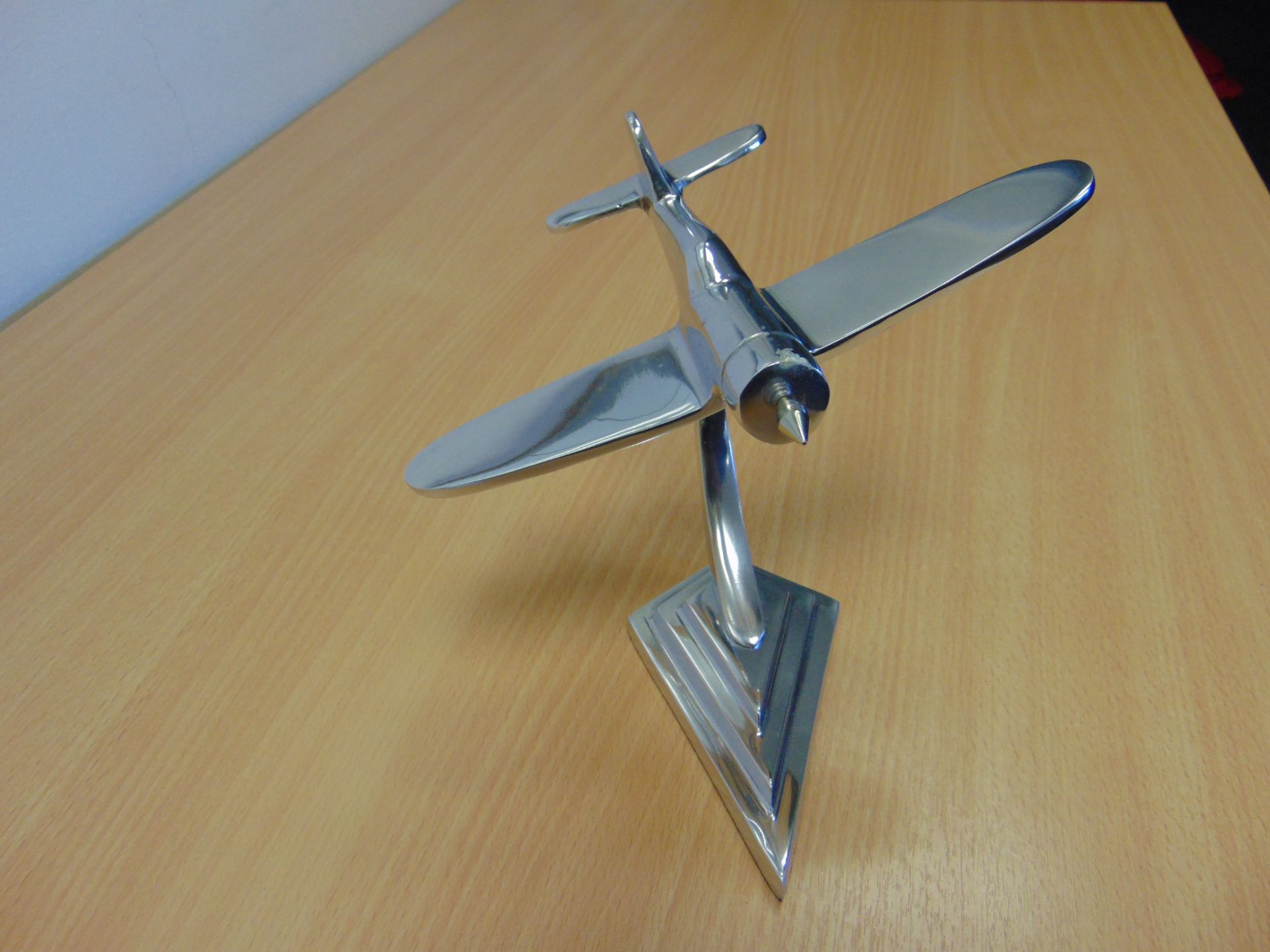 VOUGHT CORSAIR ALUMINIUM DESK TOP MODEL ON STAND - Image 8 of 10