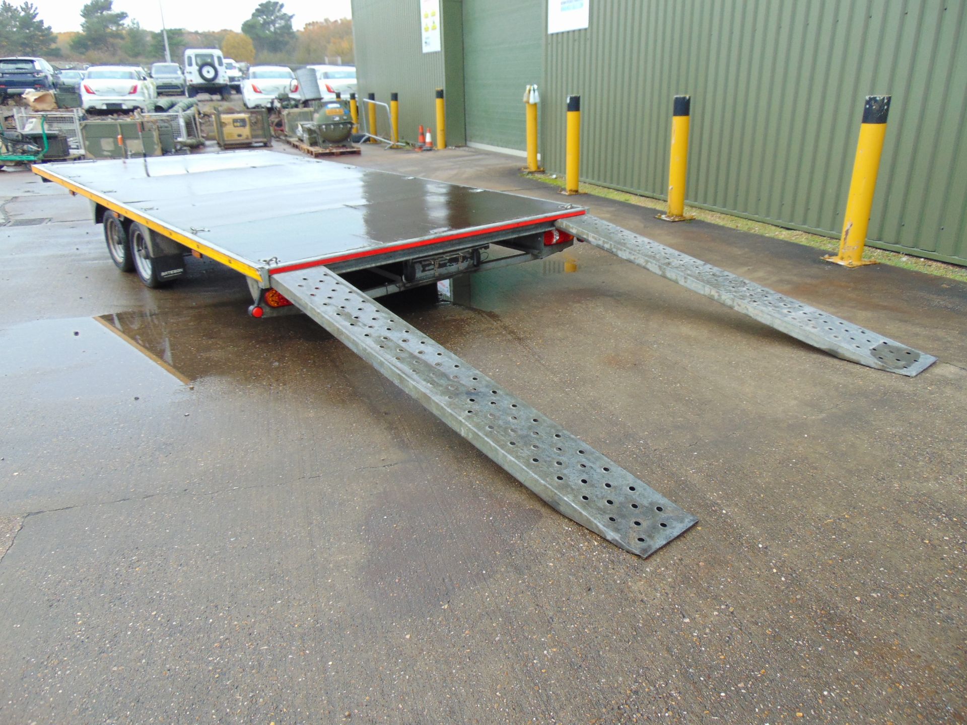 Bateson Twin Axle Flatbed 3.5 Tonne Transporter Trailer with Ramps bed dimensions L 5.8m x W 2.5m - Image 4 of 14