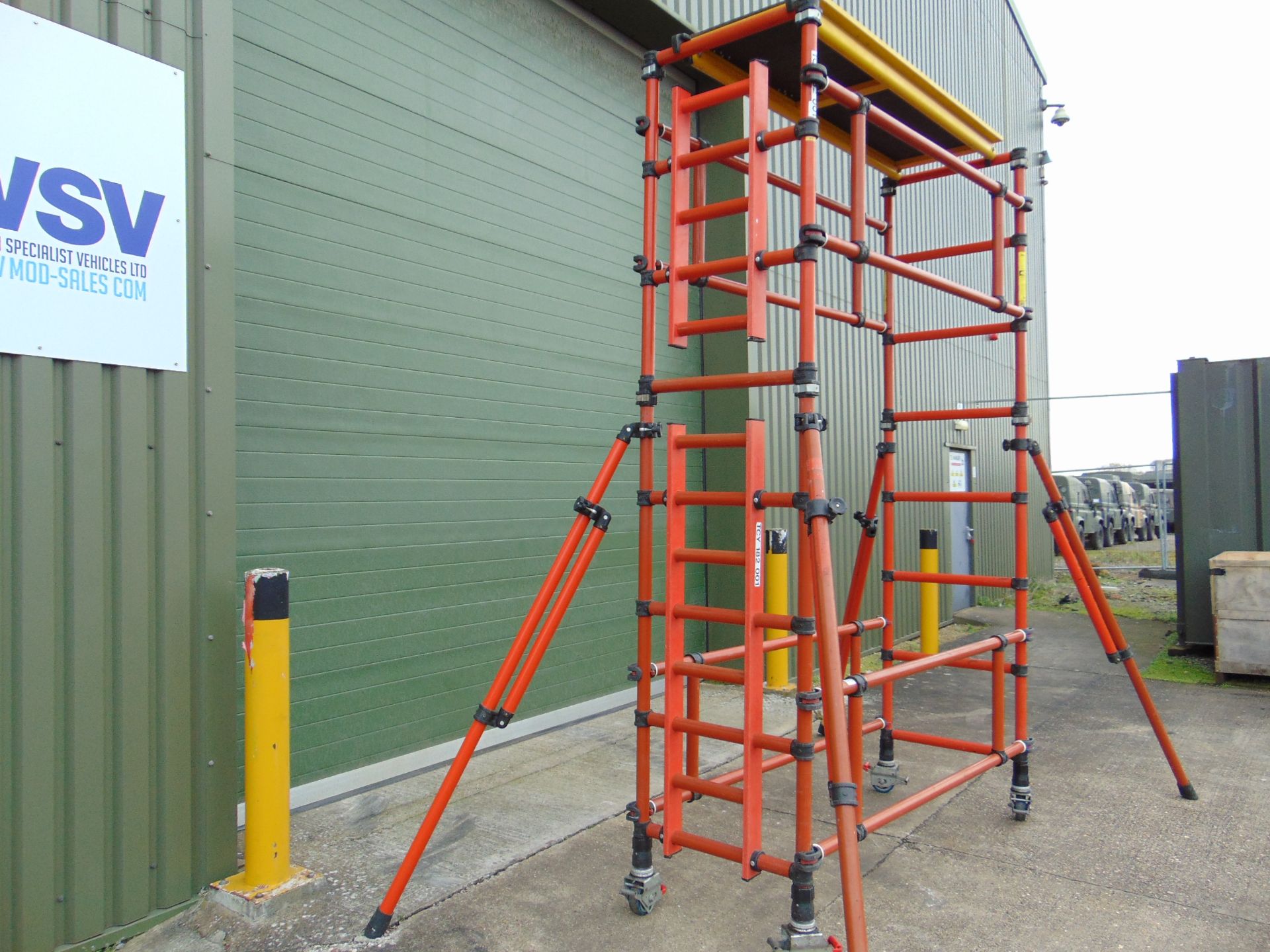 Genex Lightweight Fiberglass Scaffold Tower 3.3m High - Image 2 of 7