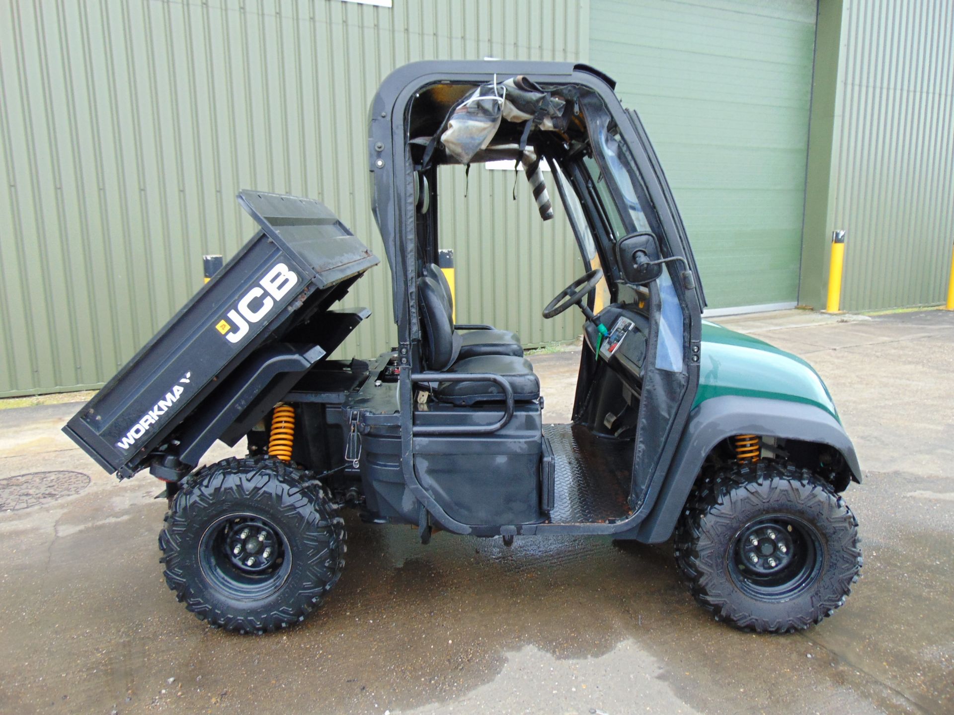 2014 JCB Workmax 4WD Diesel Utility Vehicle shows Only 805 Hours! - Image 16 of 26