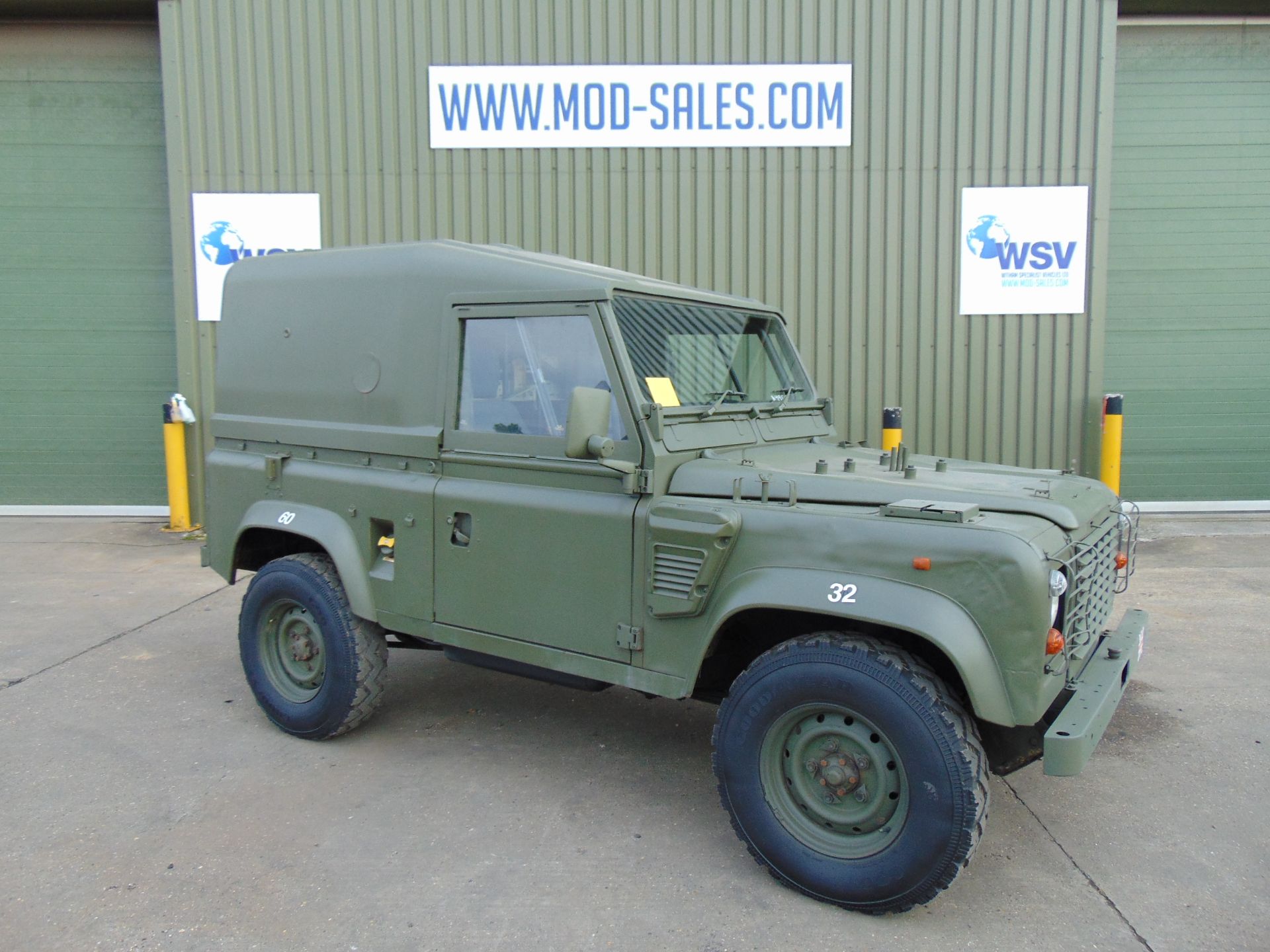 Land Rover Wolf 90 Hard Top with Remus upgrade - Image 36 of 36
