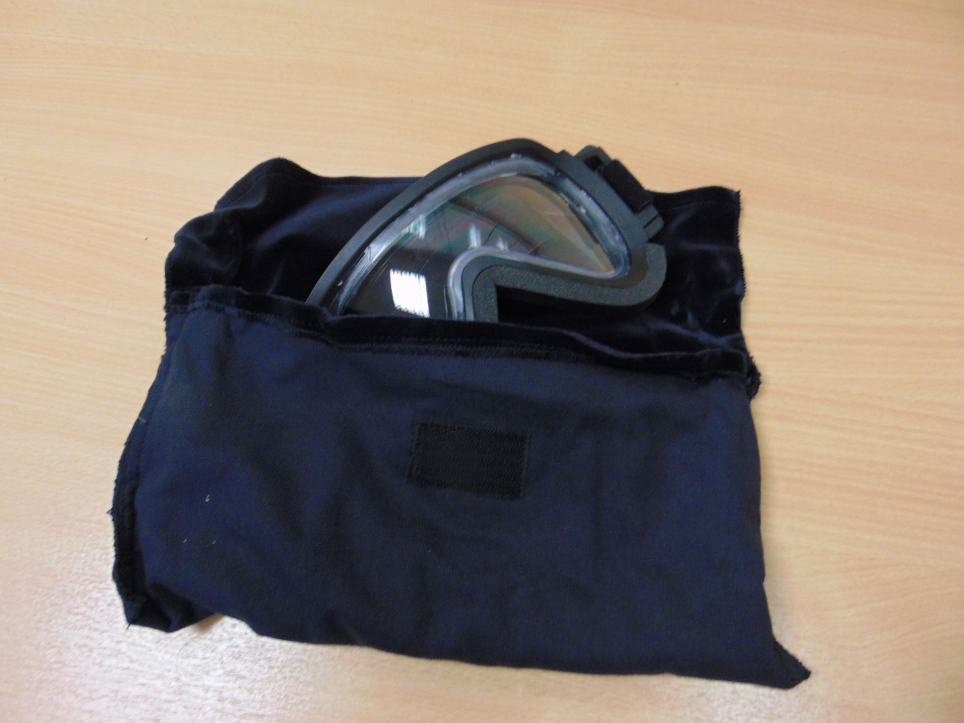 CAM LOCK SAS ANTI MIST PARACHUTE GOGGLES New unissued in original box with case - Image 8 of 13