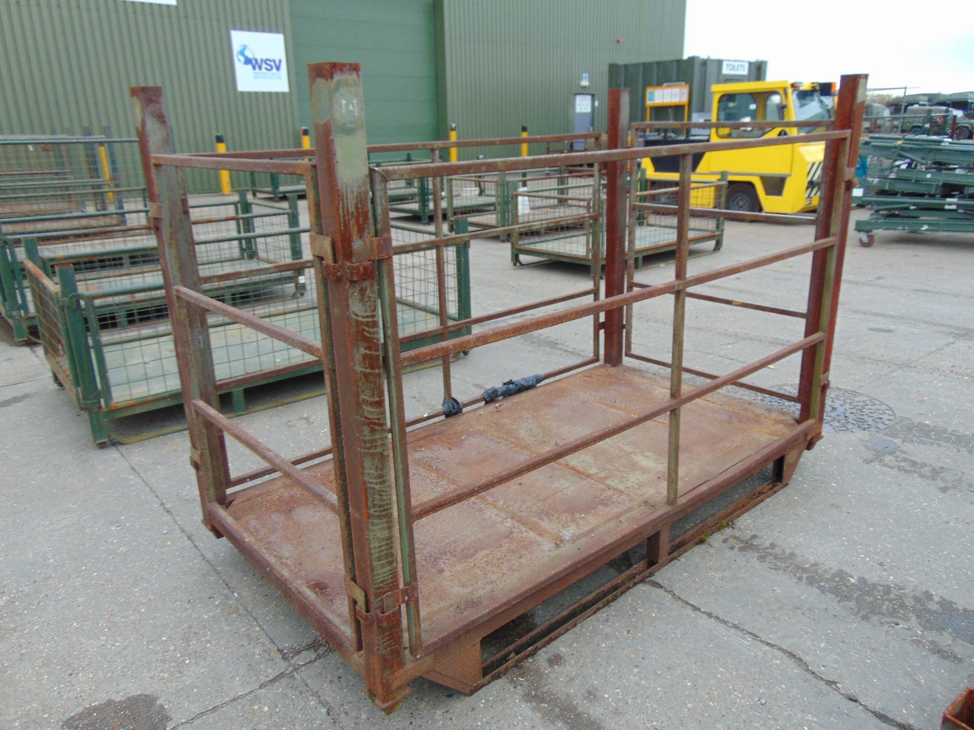 Heavy Duty Metal Stackable Stillage / Post Pallet