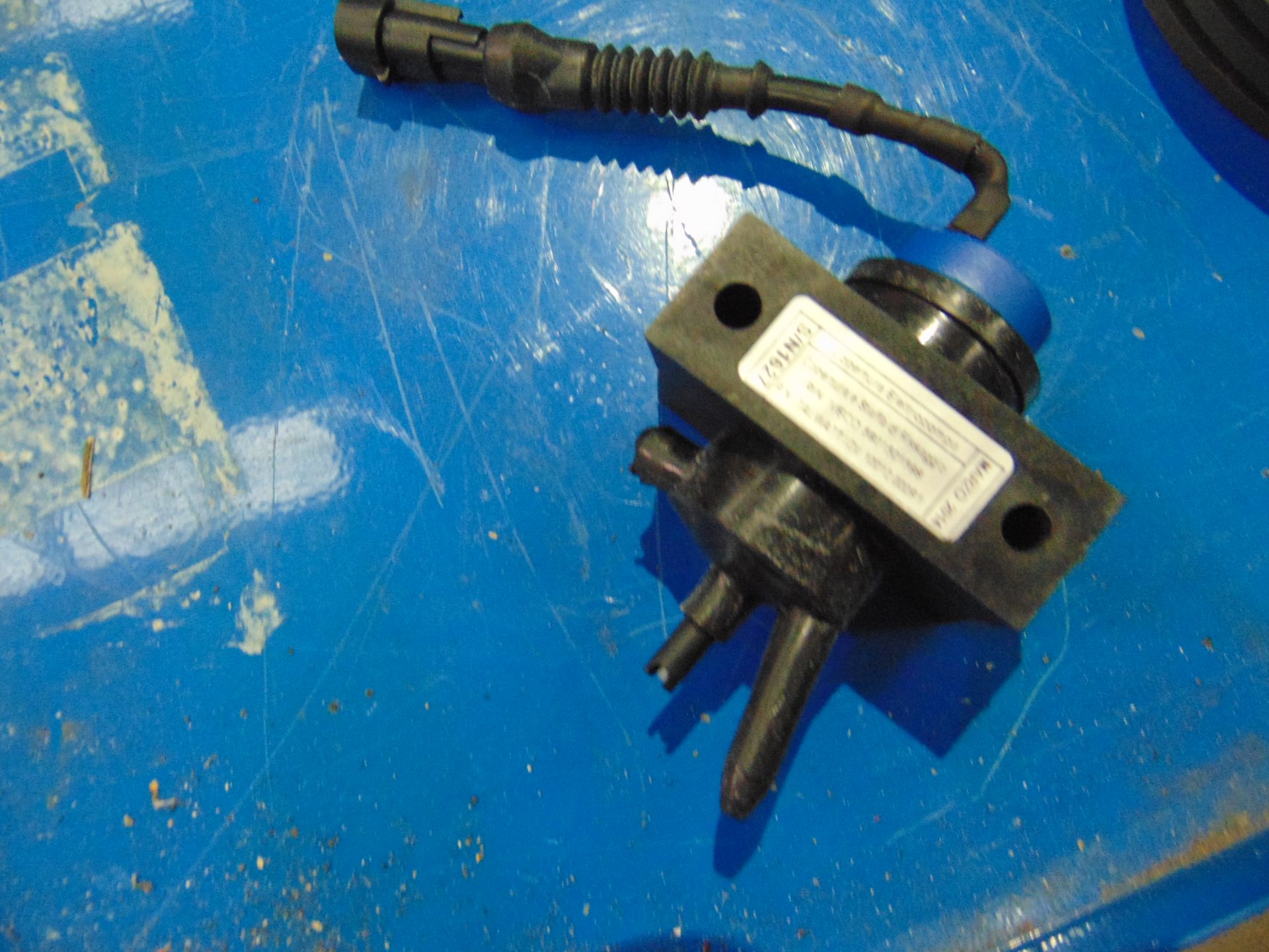 WATER PUMP X 2, SEAT BRACKET, MOUNTING PLATE X 4, FUEL GUAGE UNISSUED. - Image 2 of 6