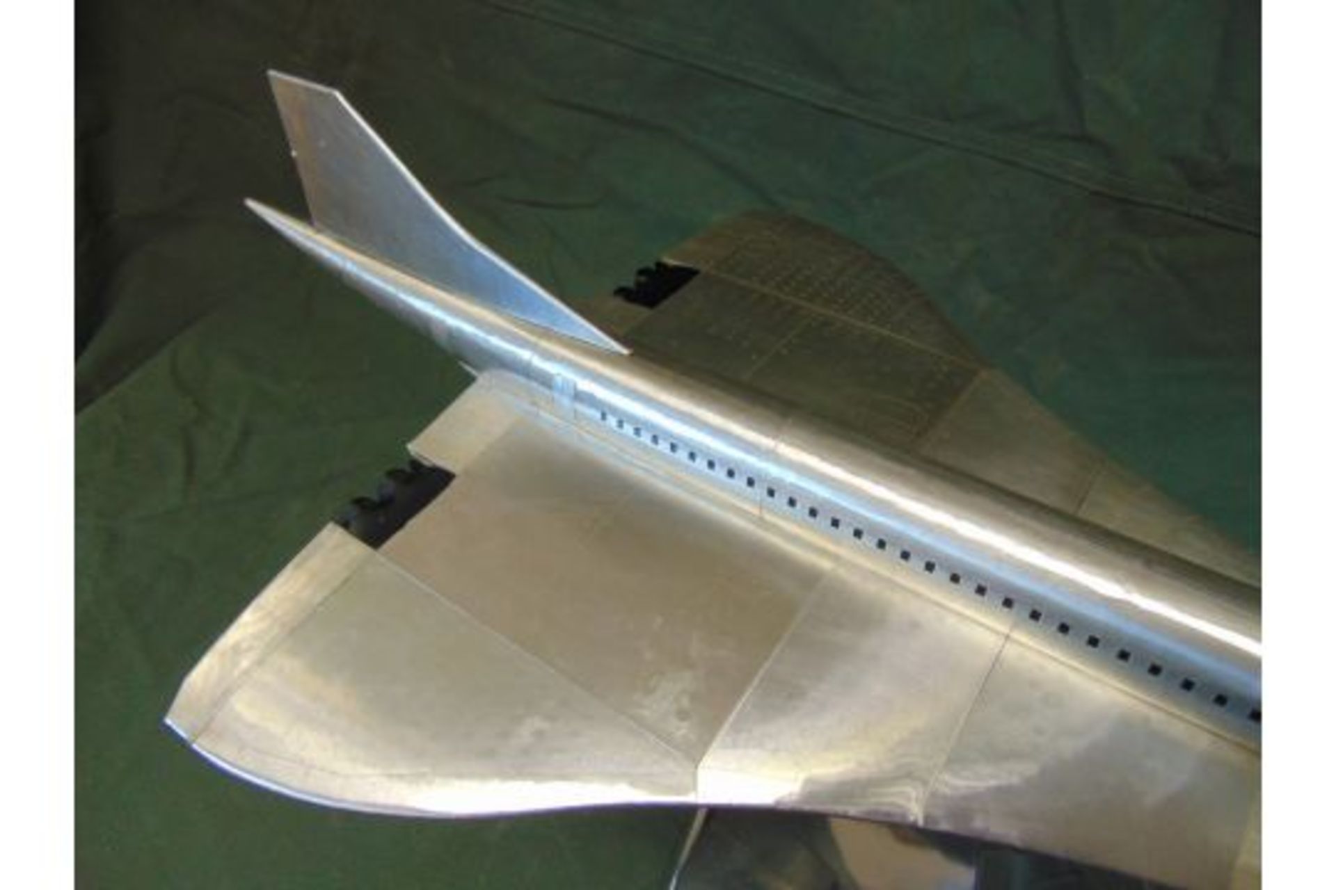 BEAUTIFUL!! Large Aluminum CONCORDE Model - Image 7 of 13