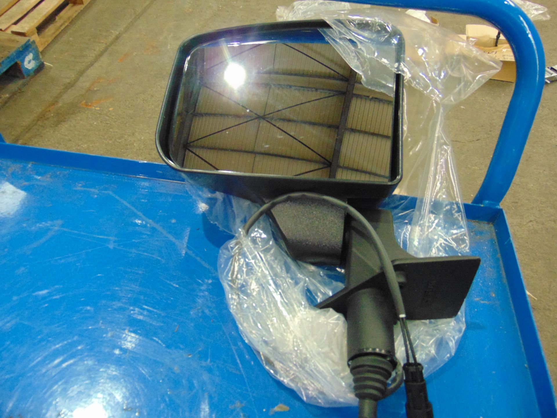 REAR MIRROR ASSEMBLY UNISSUED - Image 2 of 3