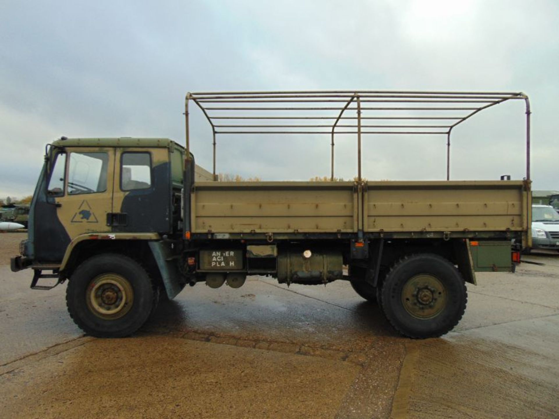 Left Hand Drive Leyland Daf 45/150 4 x 4 with Hydraulic Winch ( operates Front and Rear ) - Image 4 of 29