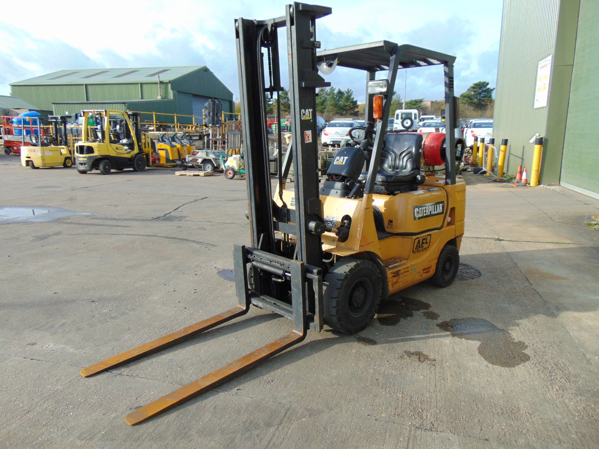 CAT GP18K 1750Kg Gas Fork Lift Truck ONLY 5.516 HOURS! - Image 4 of 25