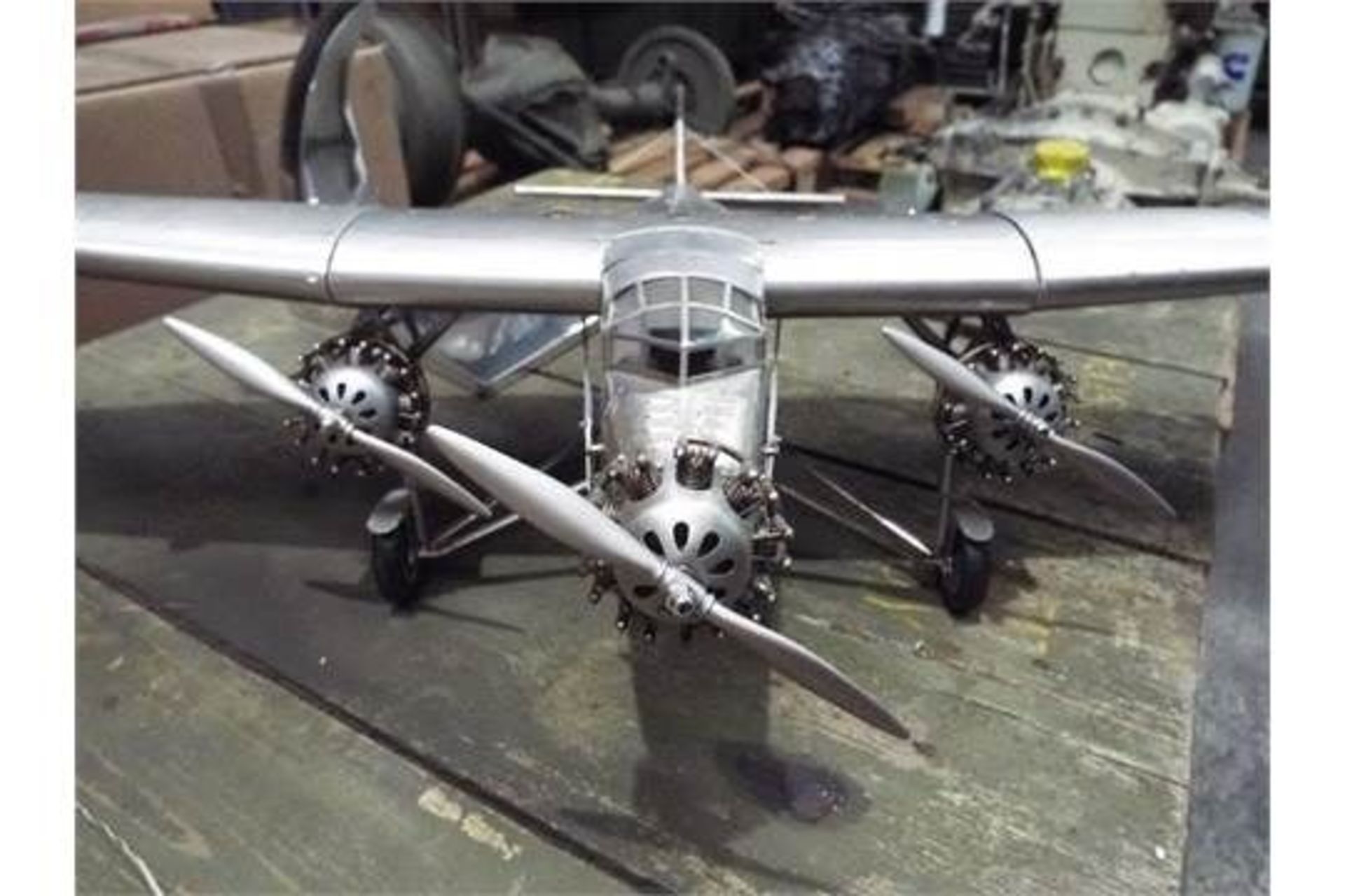 FORD TRIMOTOR 4-AT "THE TIN GOOSE" ALUMINIUM SCALE MODEL - Image 3 of 8