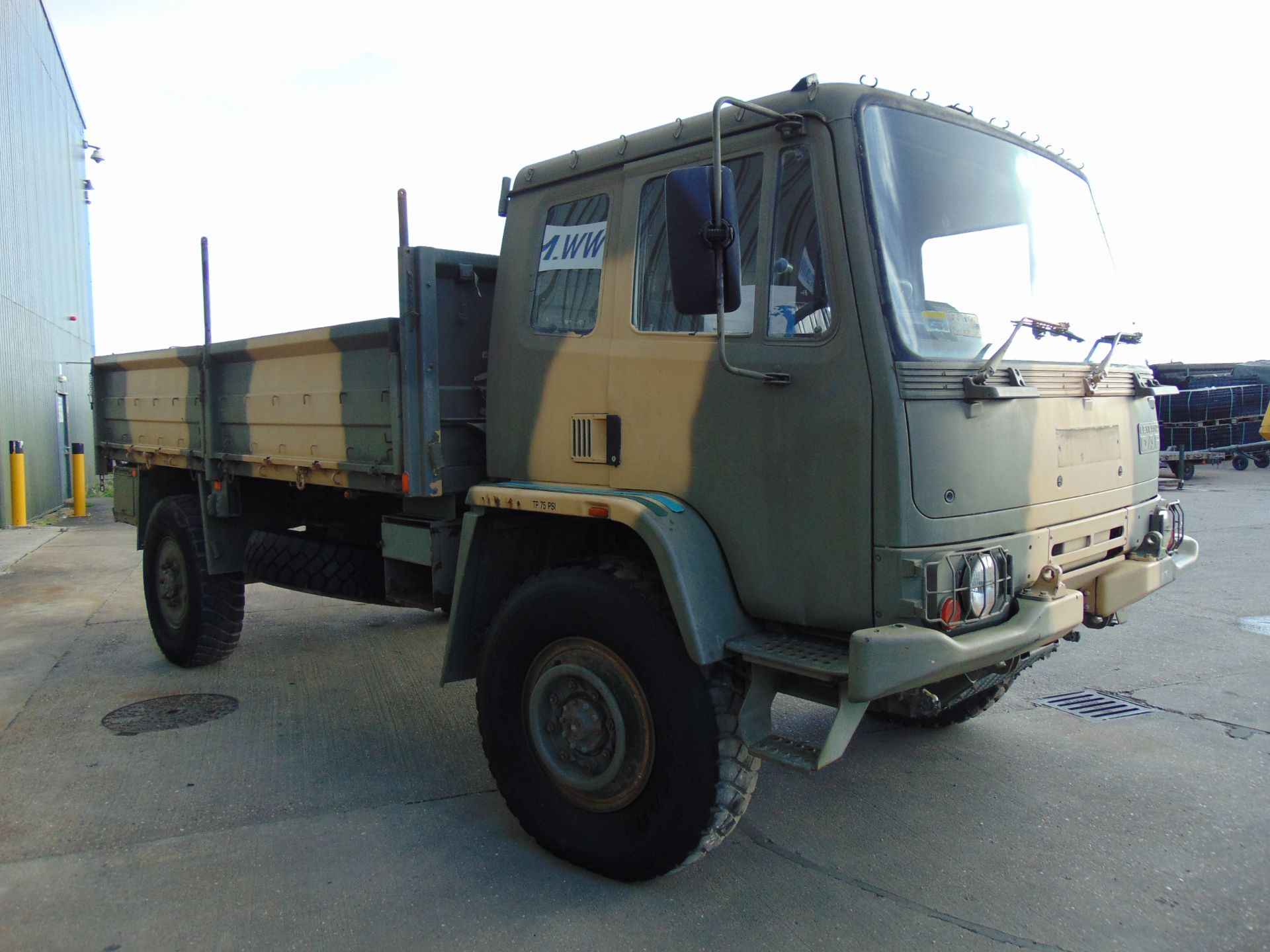 Leyland Daf 45/150 4 x 4 Right Hand Drive Cummins Turbo Diesel - Image 3 of 24