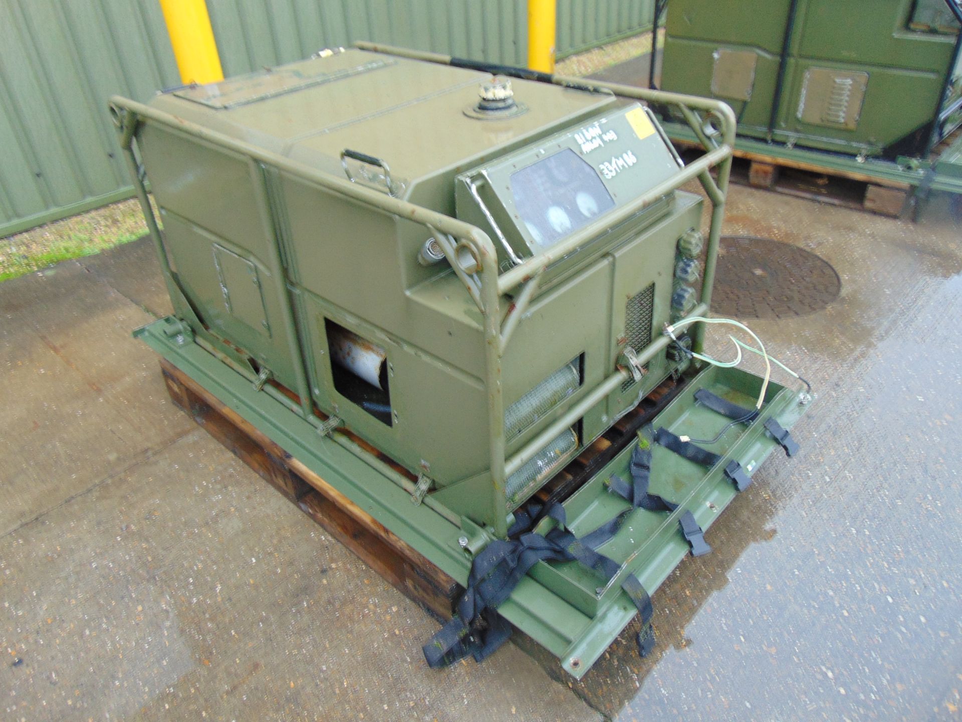 Lister/ Petter 5.6 KVA 240 volt single phase 50 Hz Diesel Generator ONLY 971 Hours! - Image 3 of 10