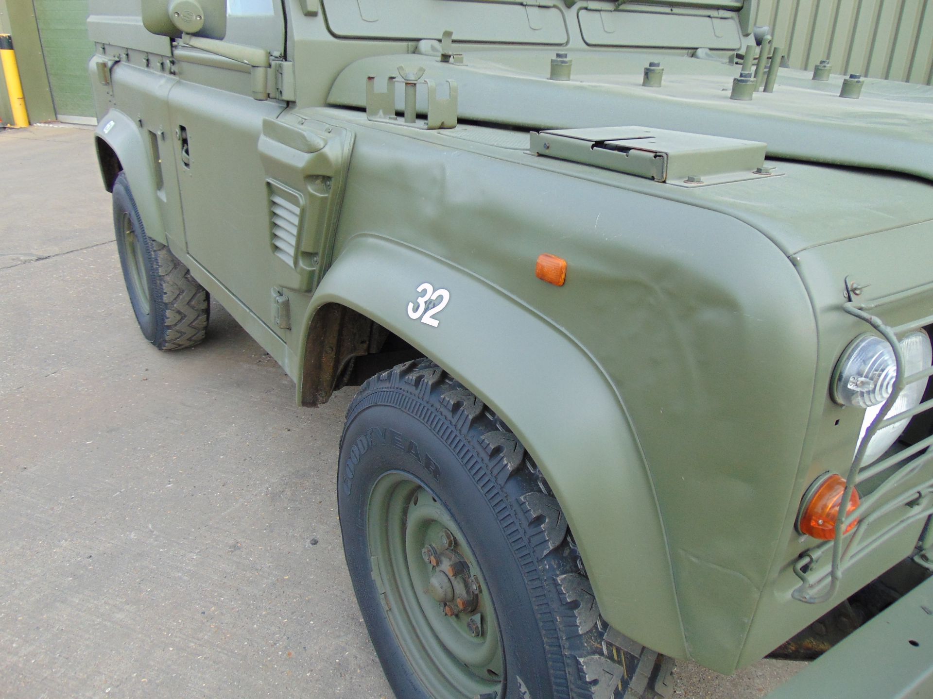 Land Rover Wolf 90 Hard Top with Remus upgrade - Image 12 of 36