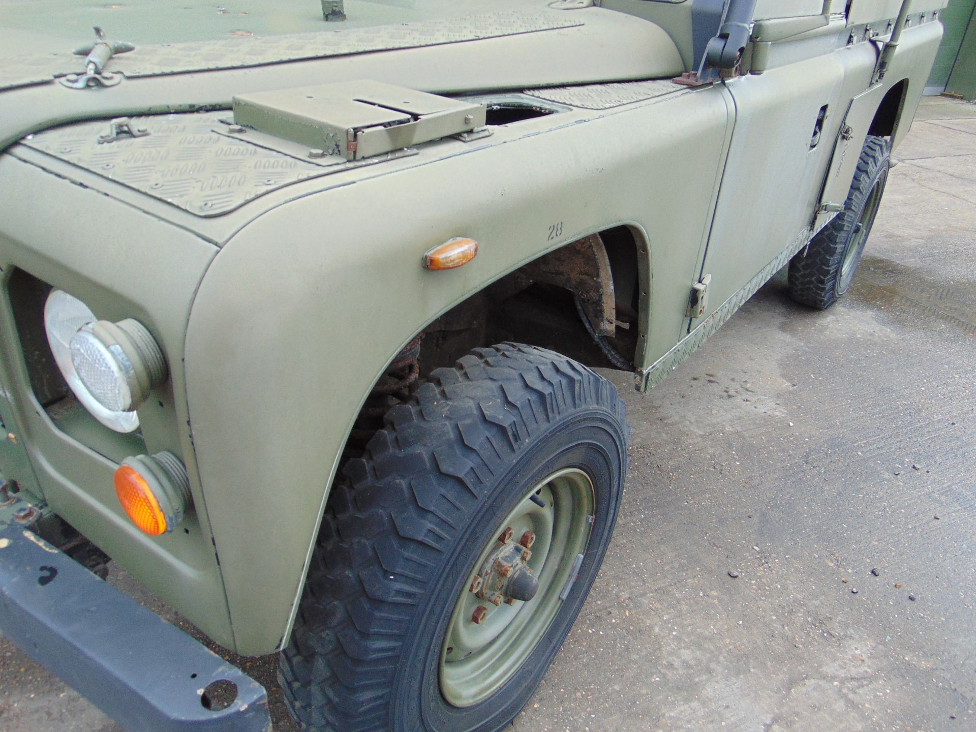 Land Rover 110 Tithonus hardtop - Image 9 of 29