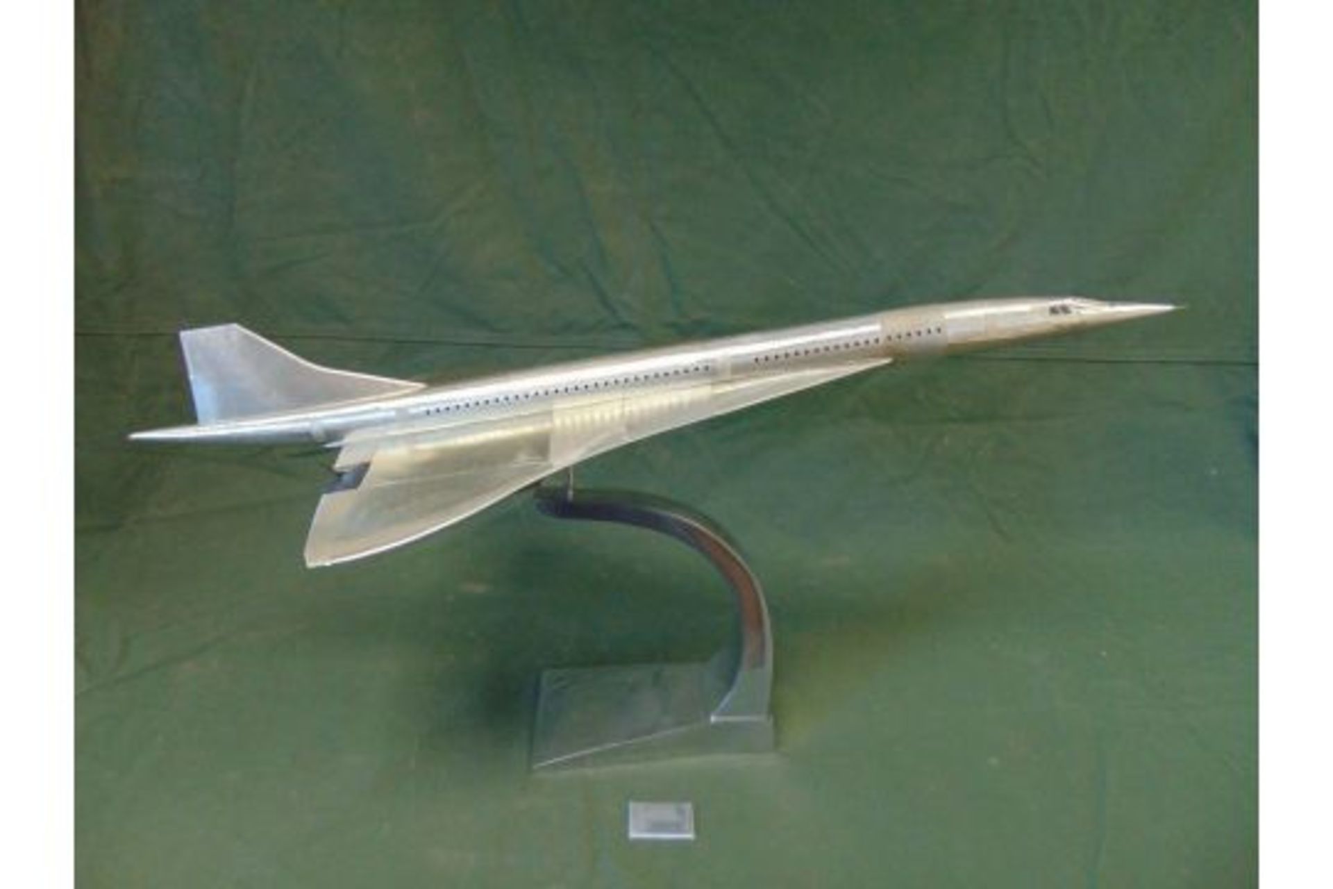 BEAUTIFUL!! Large Aluminum CONCORDE Model - Image 2 of 13