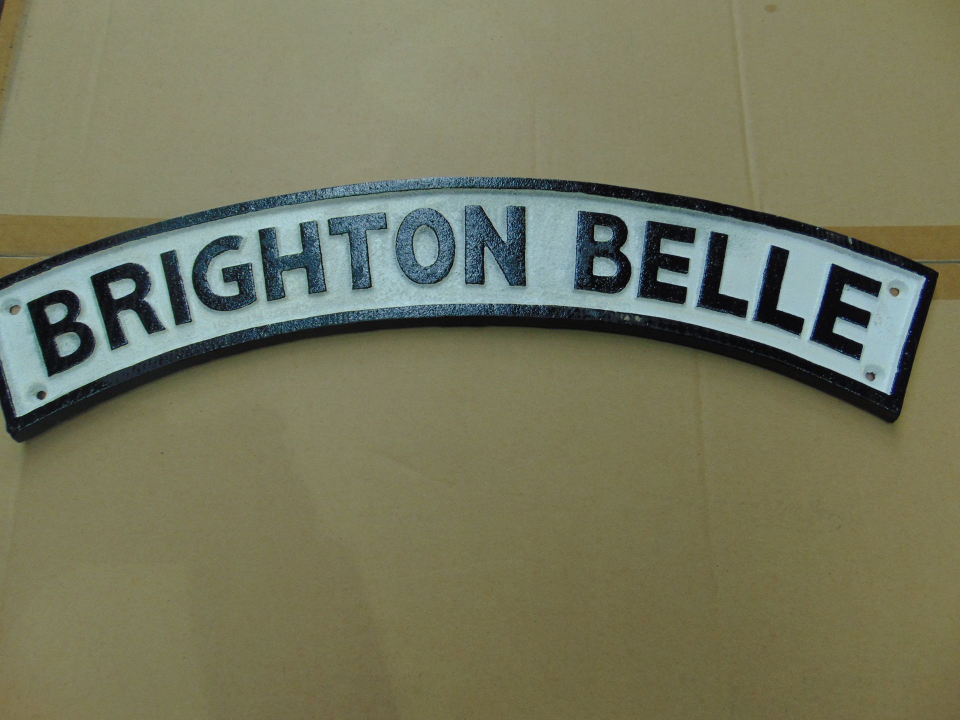 CAST IRON BRIGHTON BELLE RAILWAY SIGN - Image 2 of 3