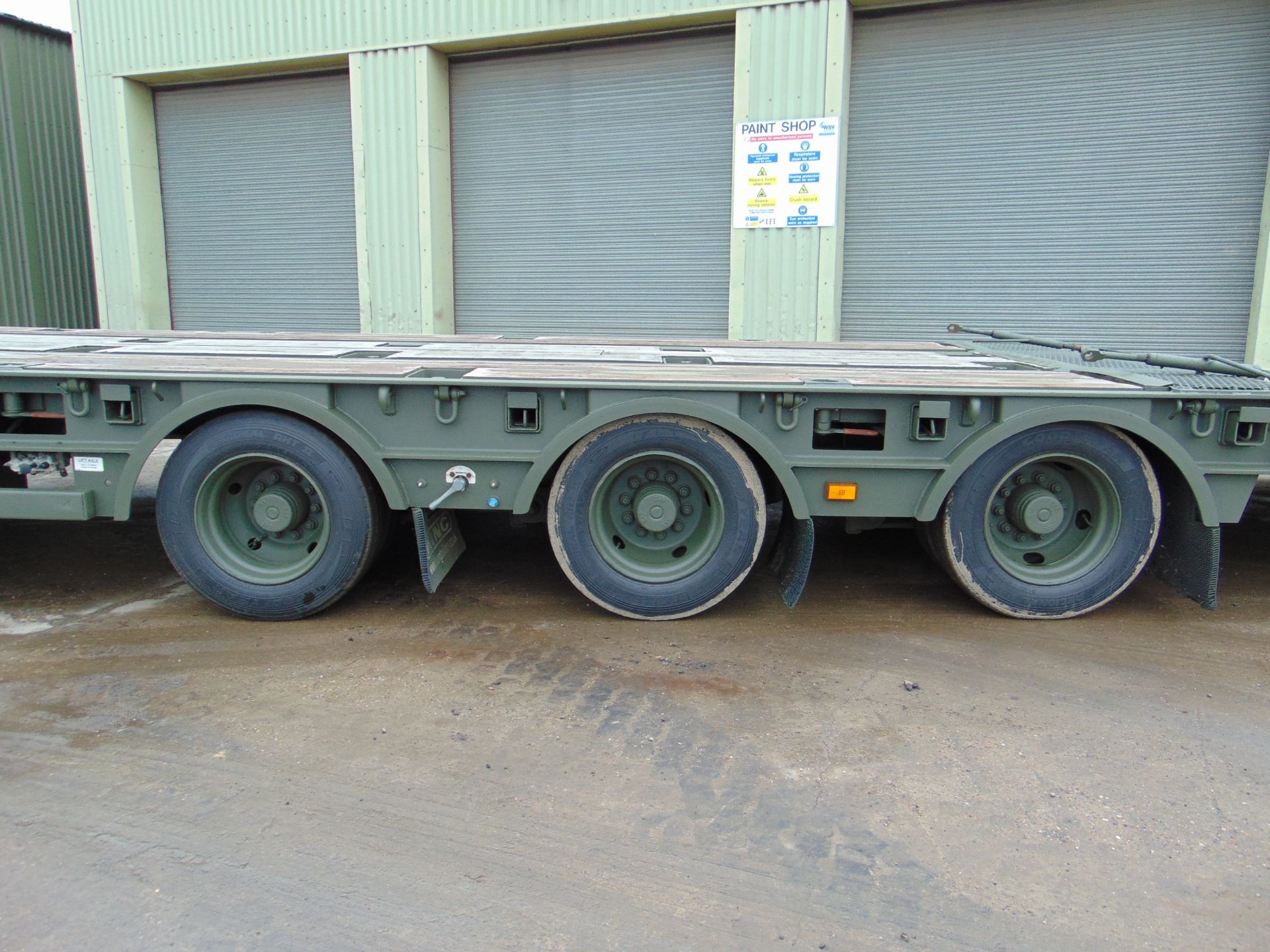 EX RESERVE STOCK King GTS38 Tri Axle Stepframe trailer - Image 30 of 33