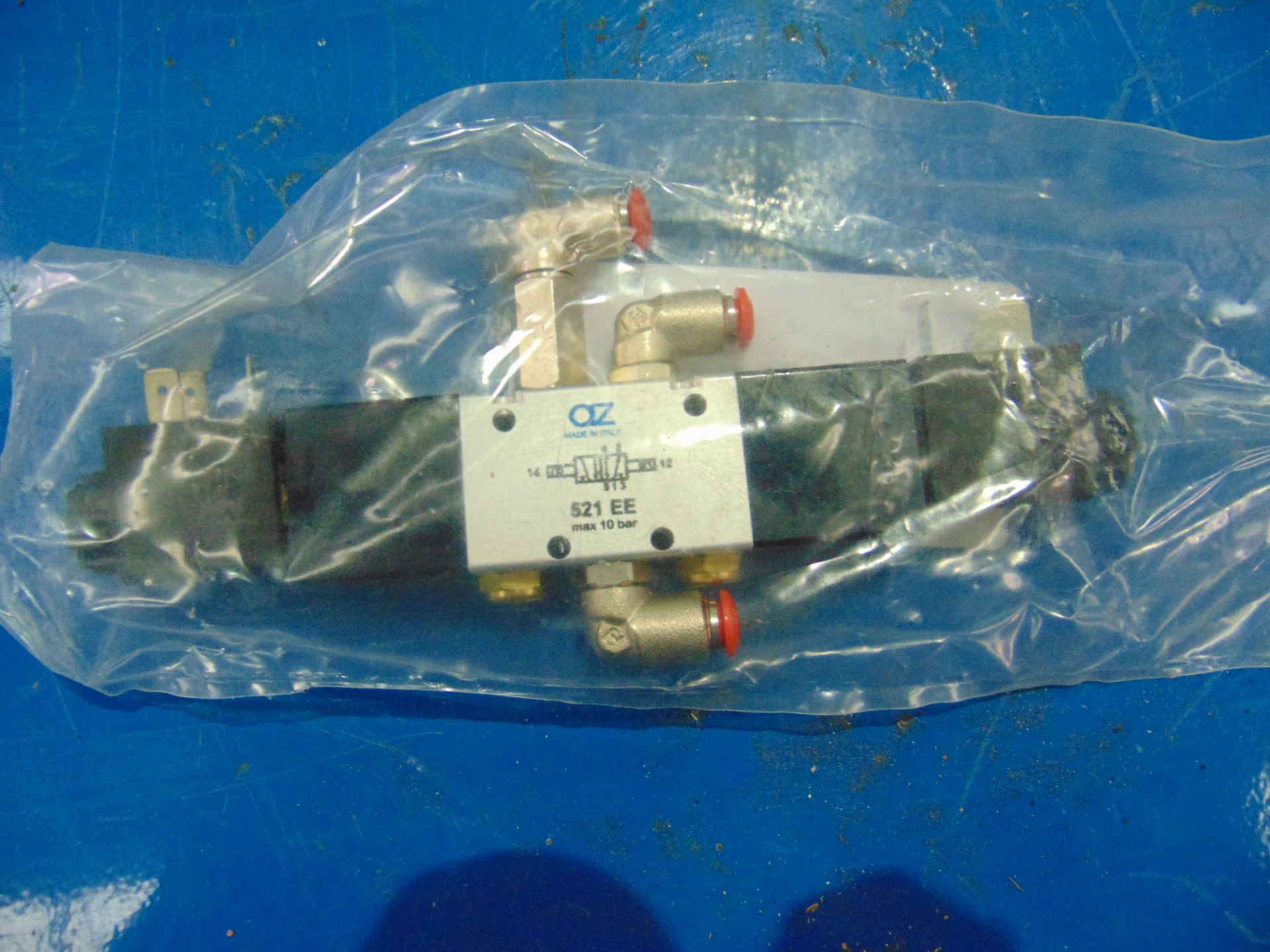 HI-LO SOLENOID ASSEMBLY X 2 UNISSUED - Image 2 of 4