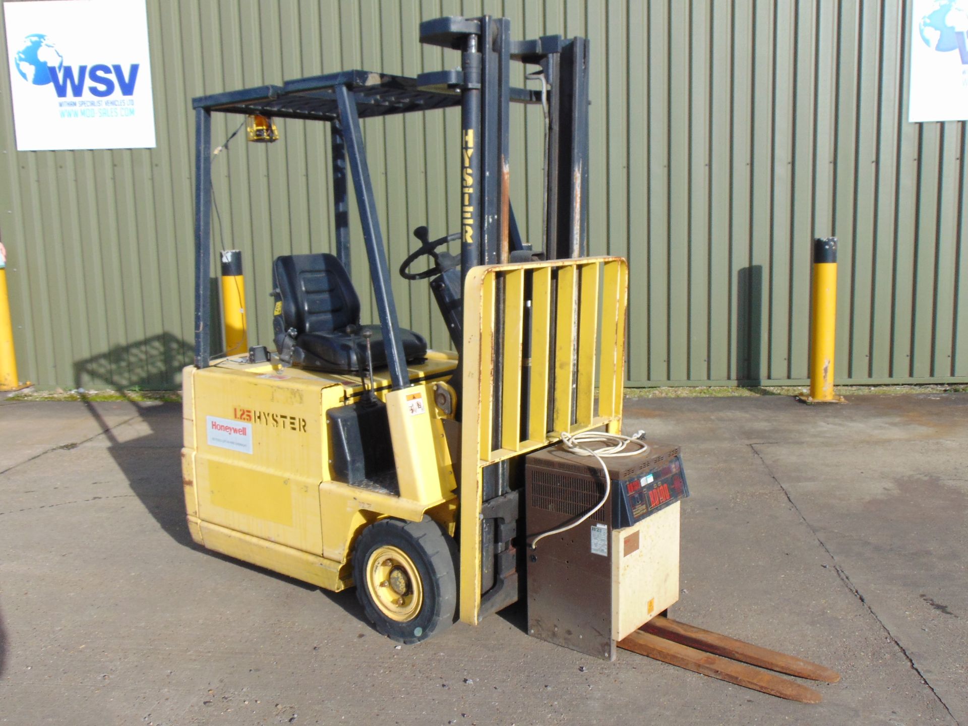Hyster A1.25 XL 1250Kg Electric Fork Lift Truck ONLY 1,660 HOURS! - Image 2 of 18