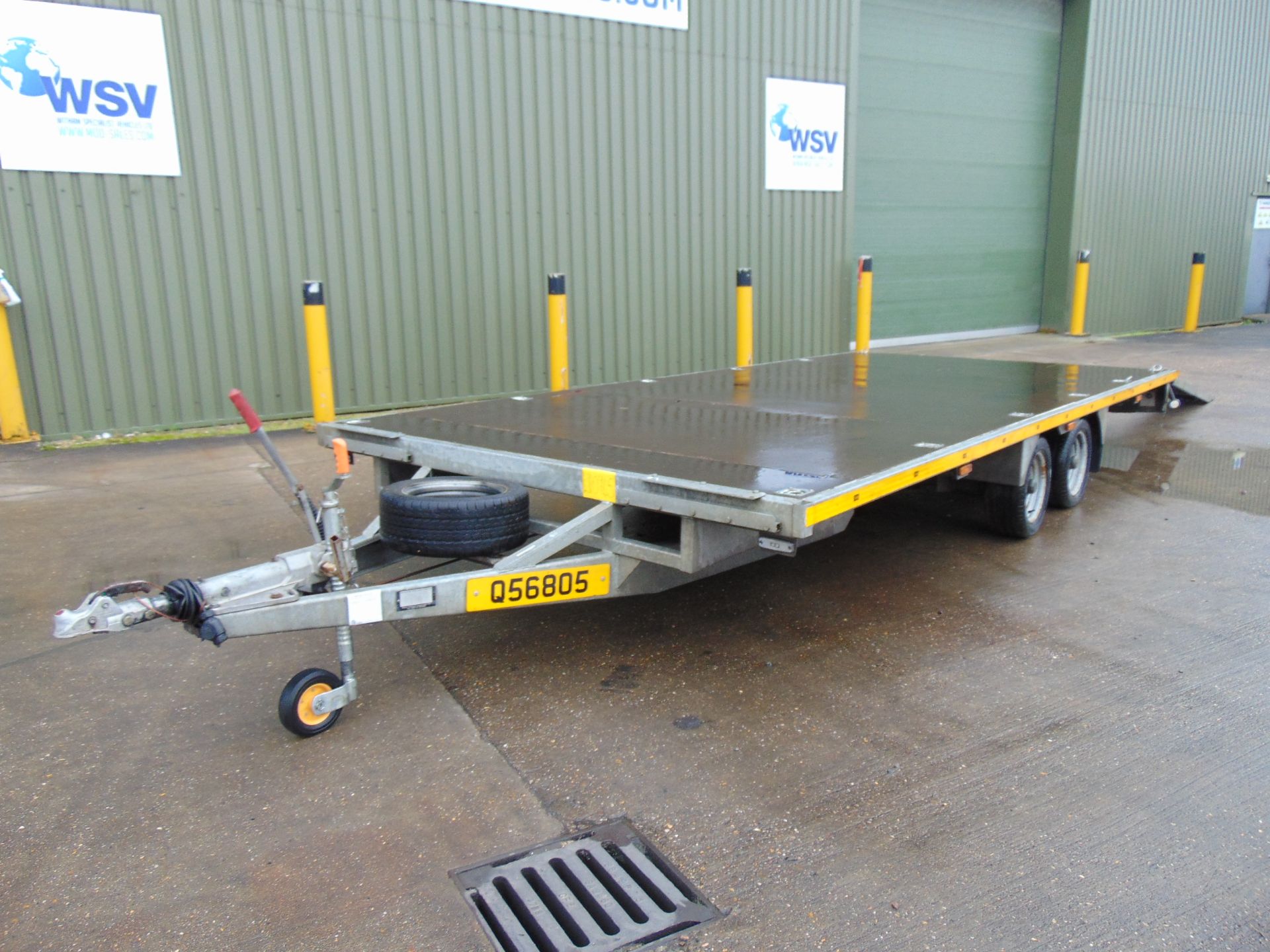 Bateson Twin Axle Flatbed 3.5 Tonne Transporter Trailer with Ramps bed dimensions L 5.8m x W 2.5m