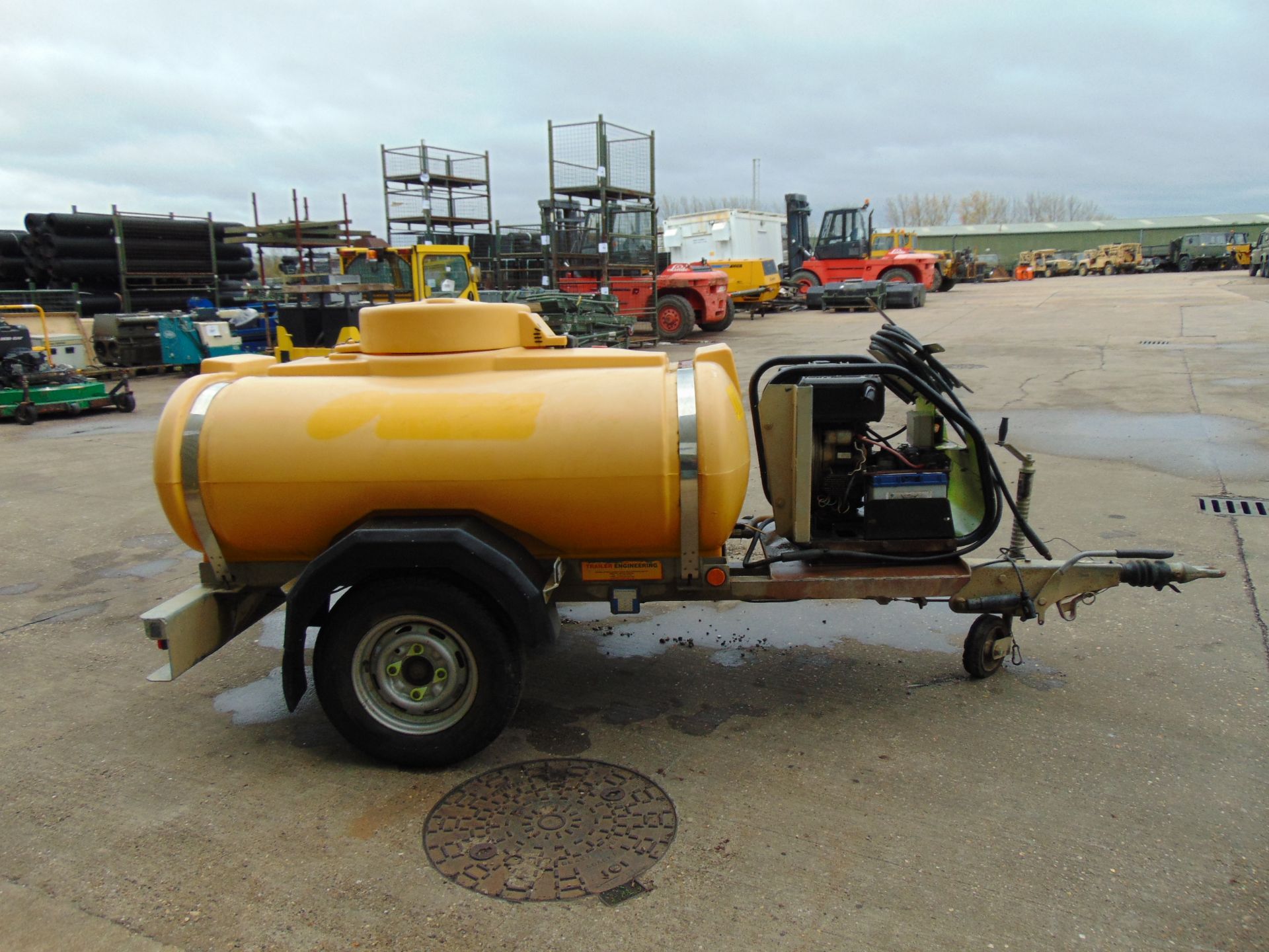 2015 Trailer Engineering 1100 Litre Pressure Washer Bowser - Image 5 of 17